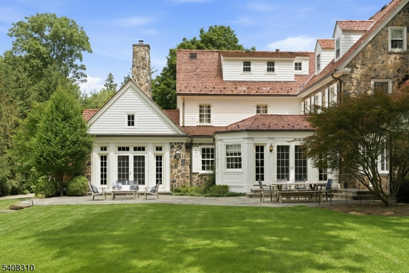 123 HIGHLAND AVENUE