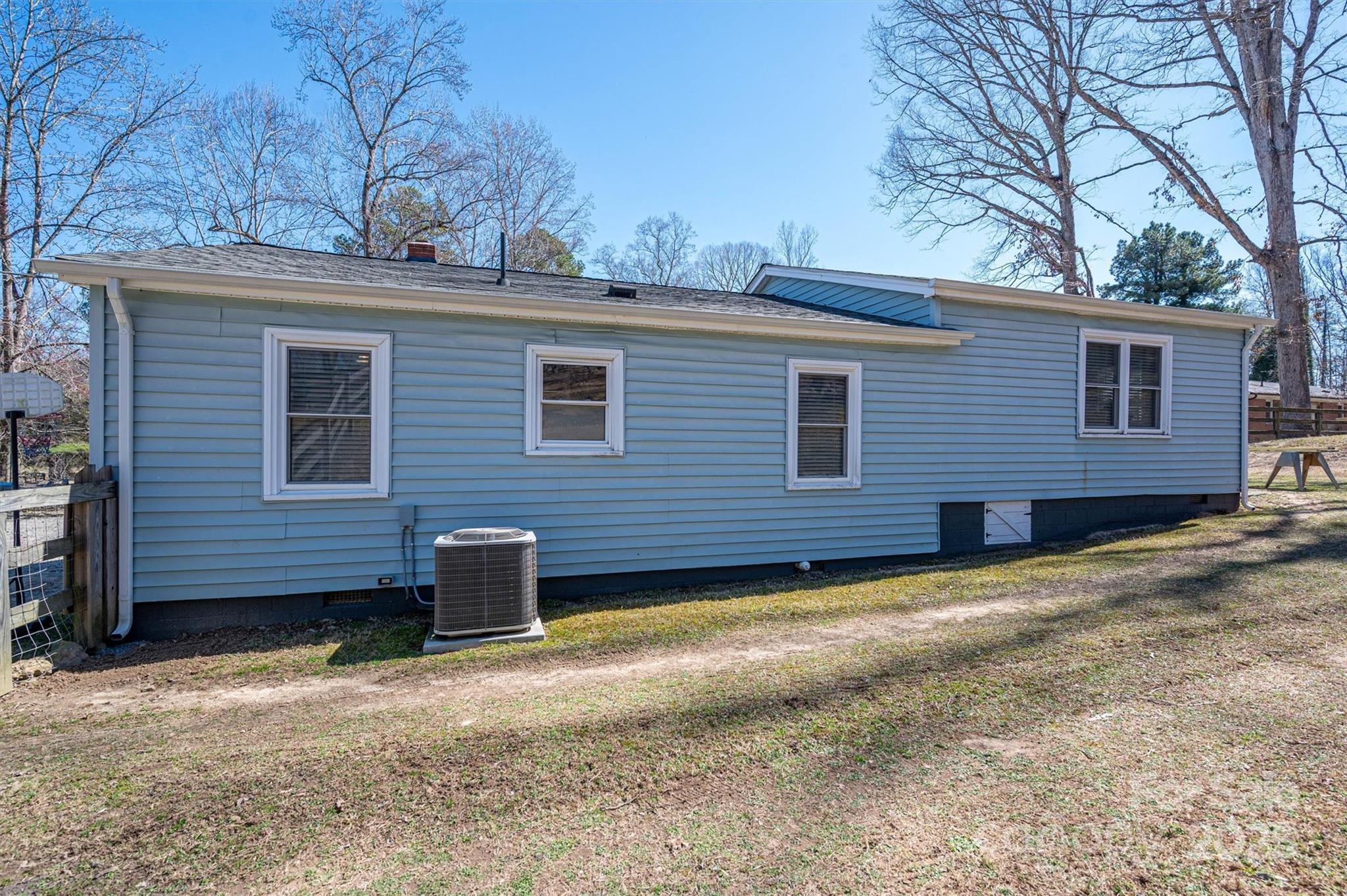 939 Dameron Road