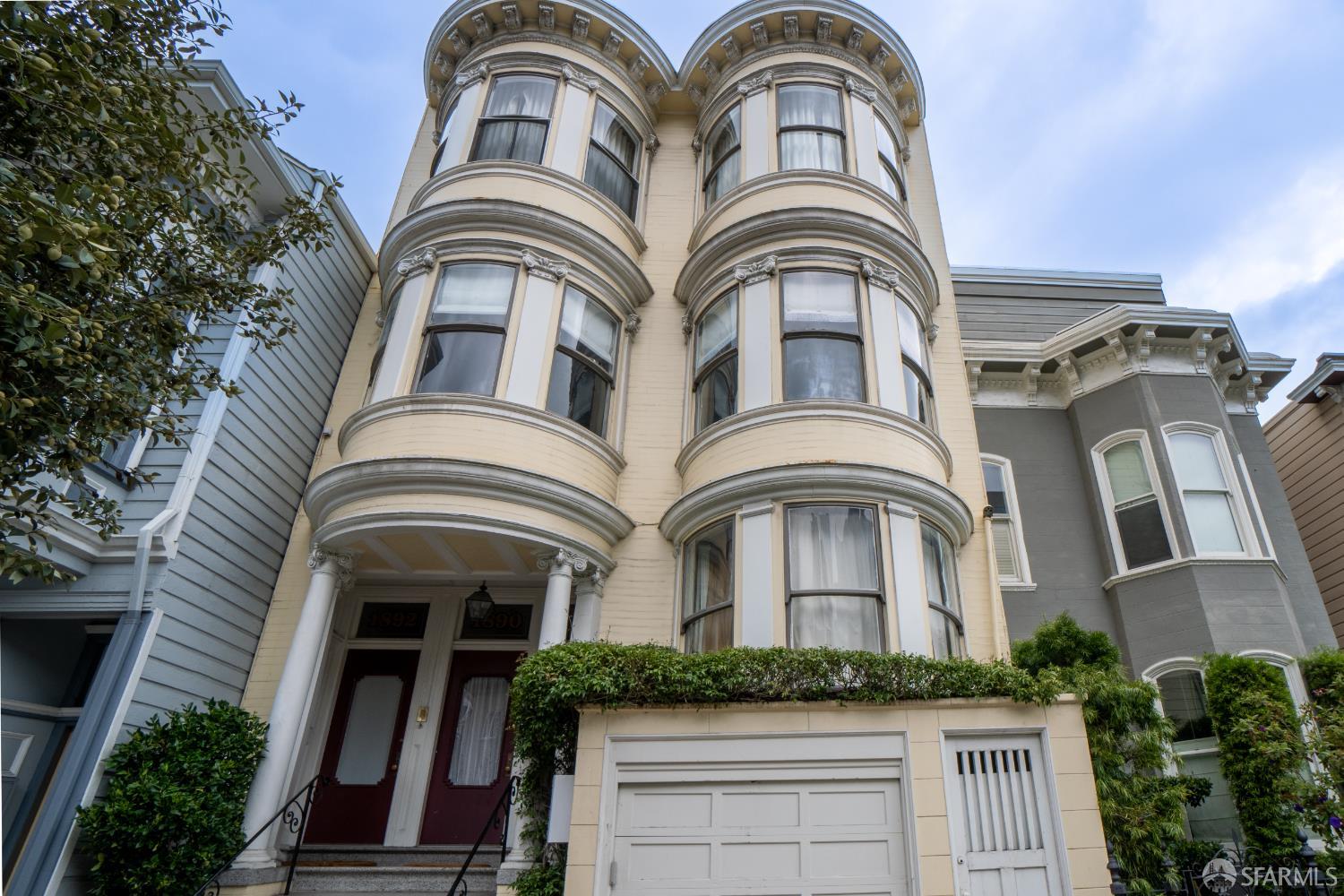 1888 Green Street