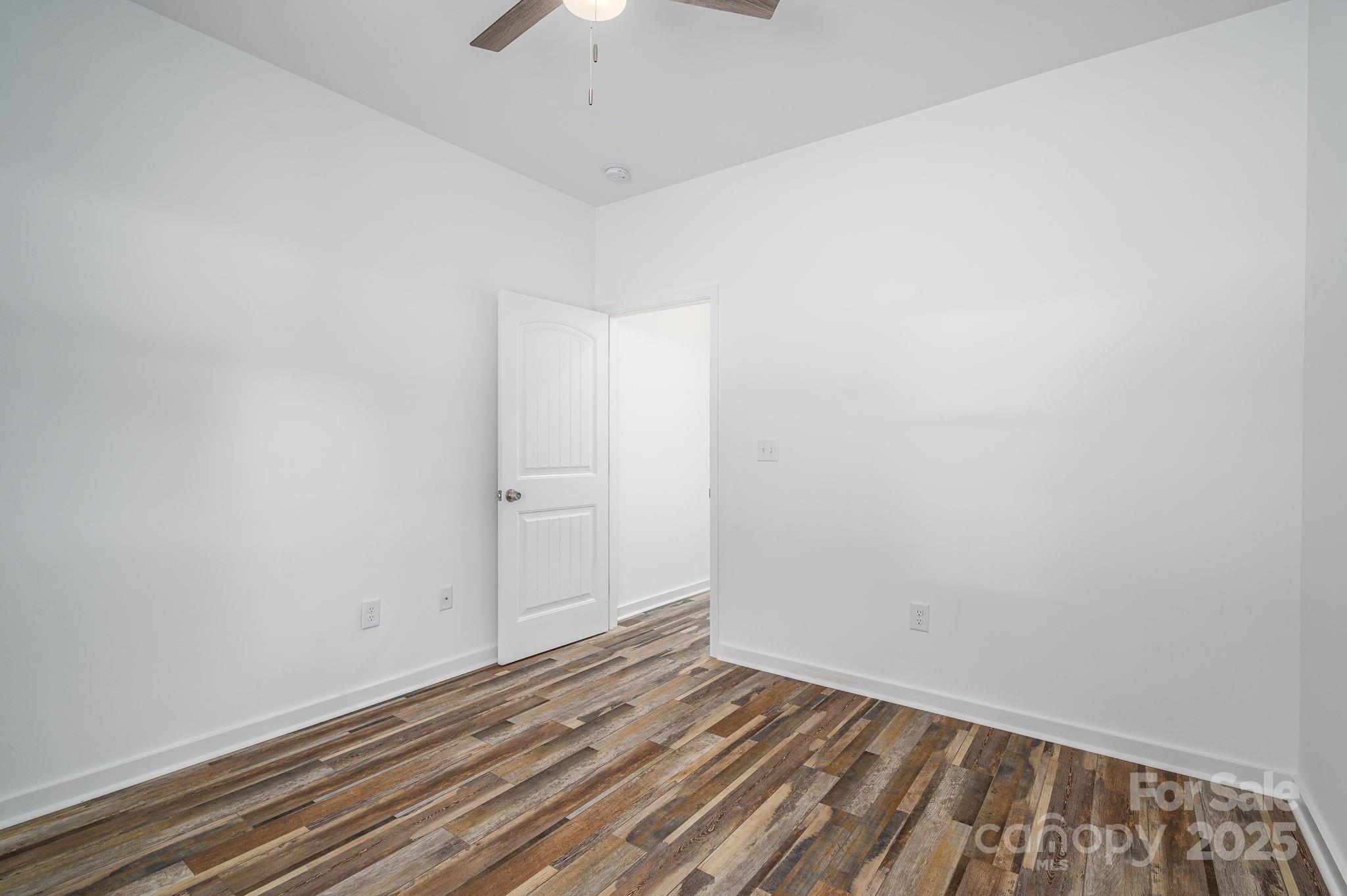 1076 Furnace Road
