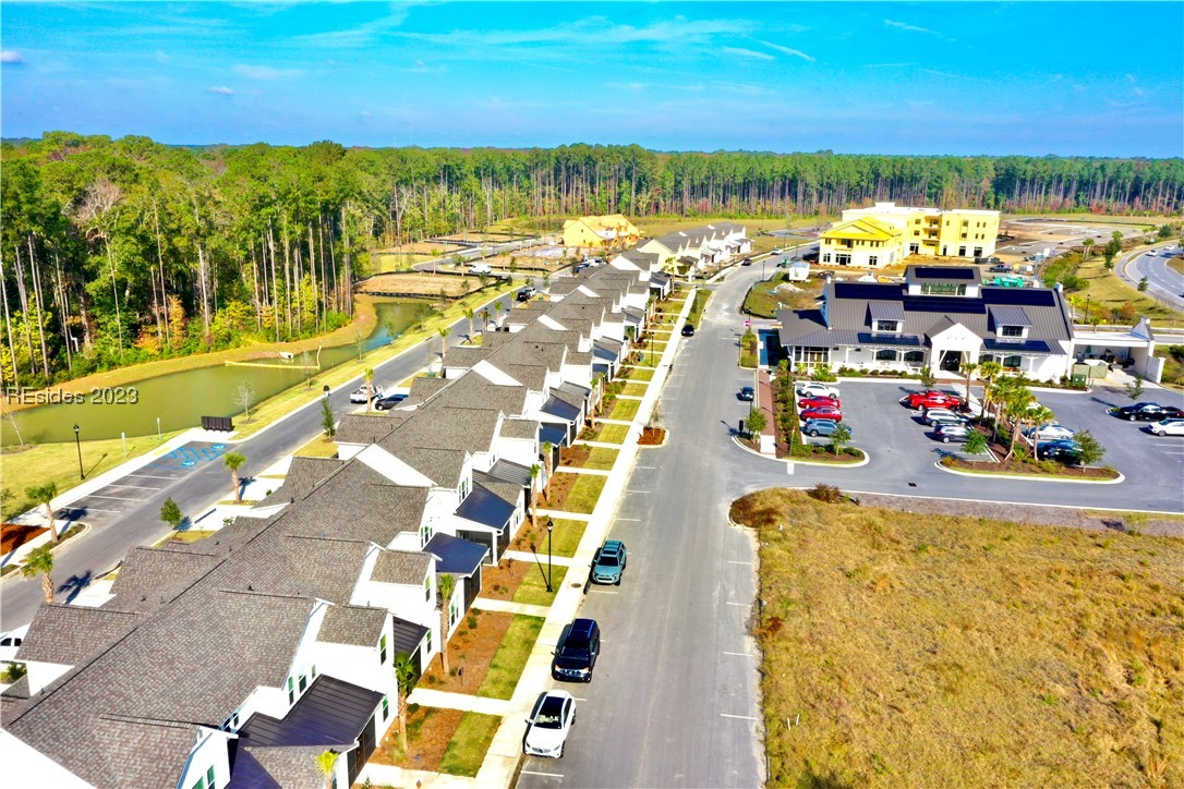 17 Marlowe Way Unit: 1