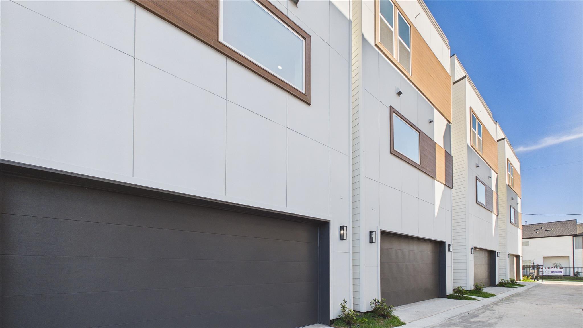 2419 Harrington Street