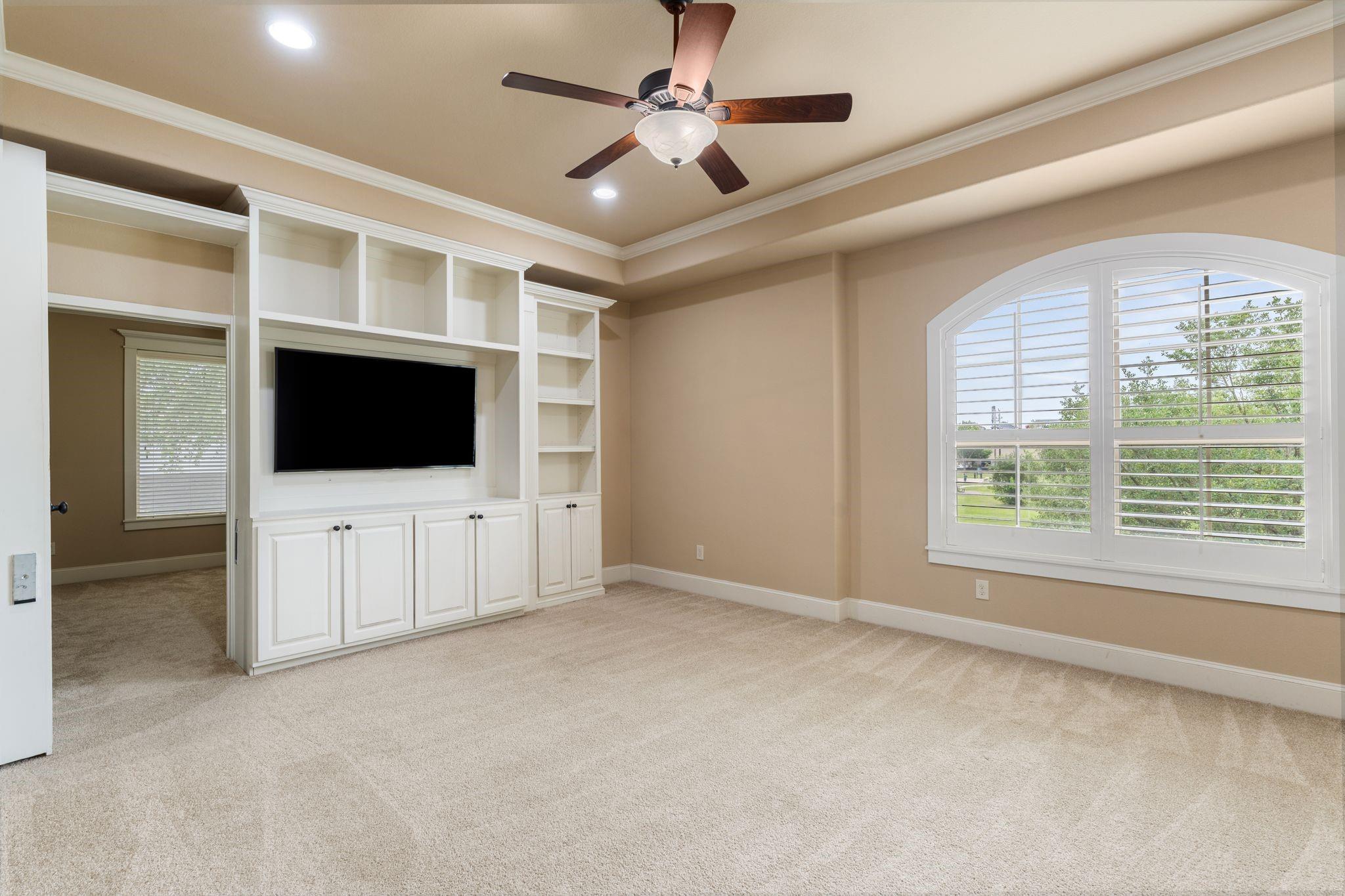 1418 Du Barry Lane