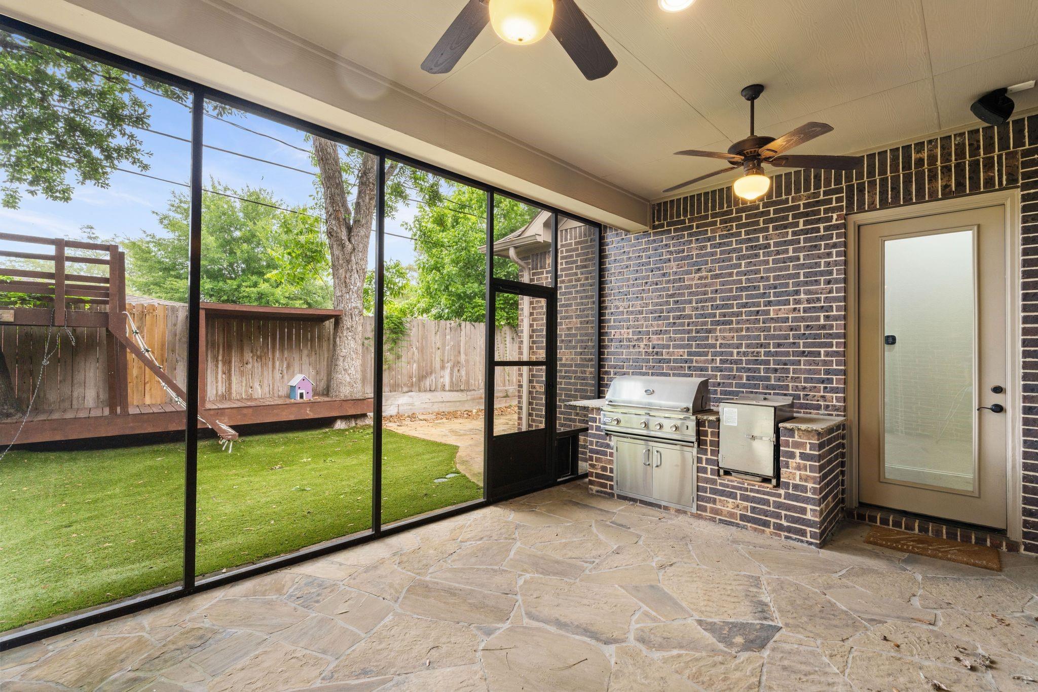 1418 Du Barry Lane