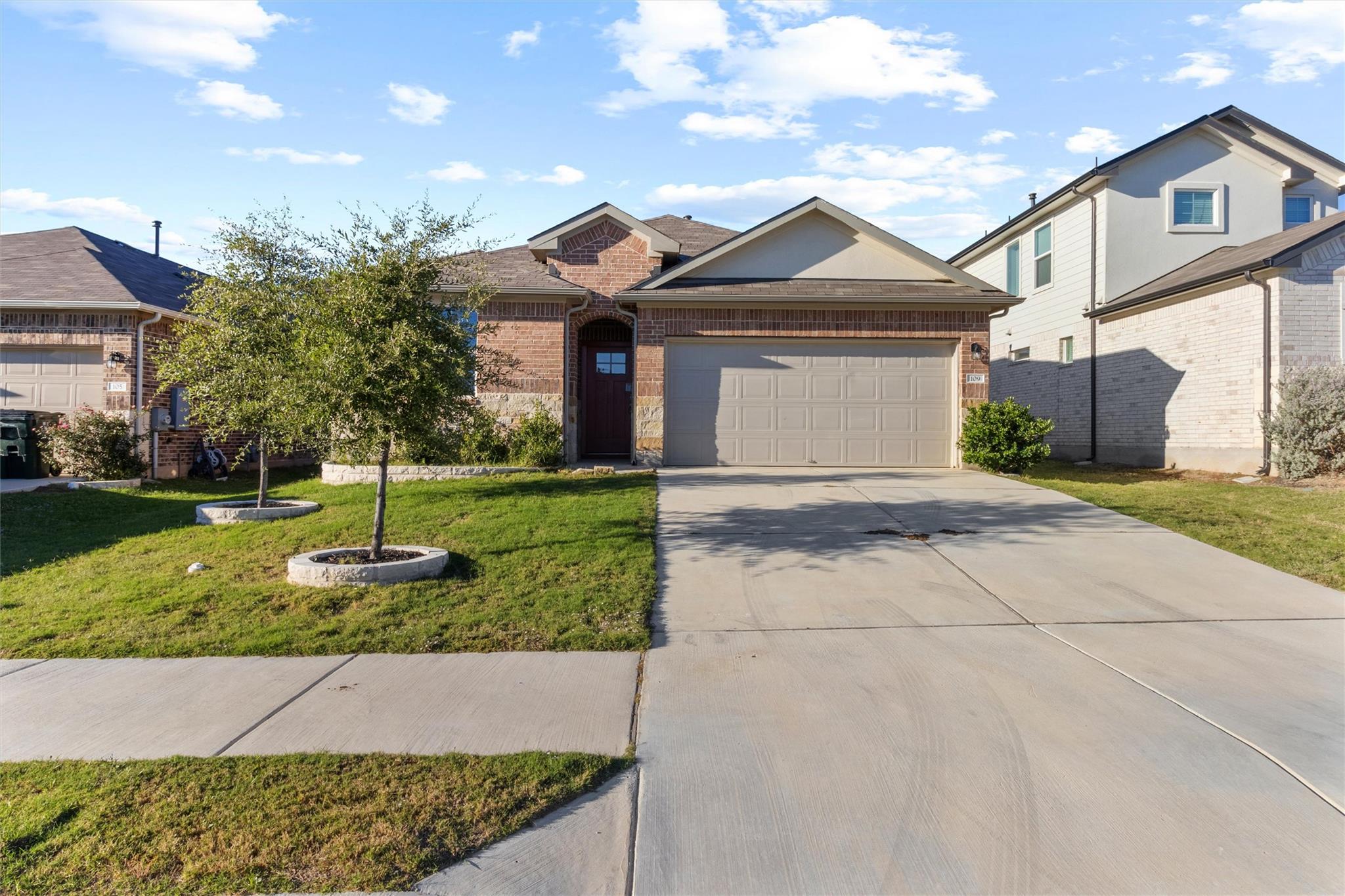 109 Finley Rae DR