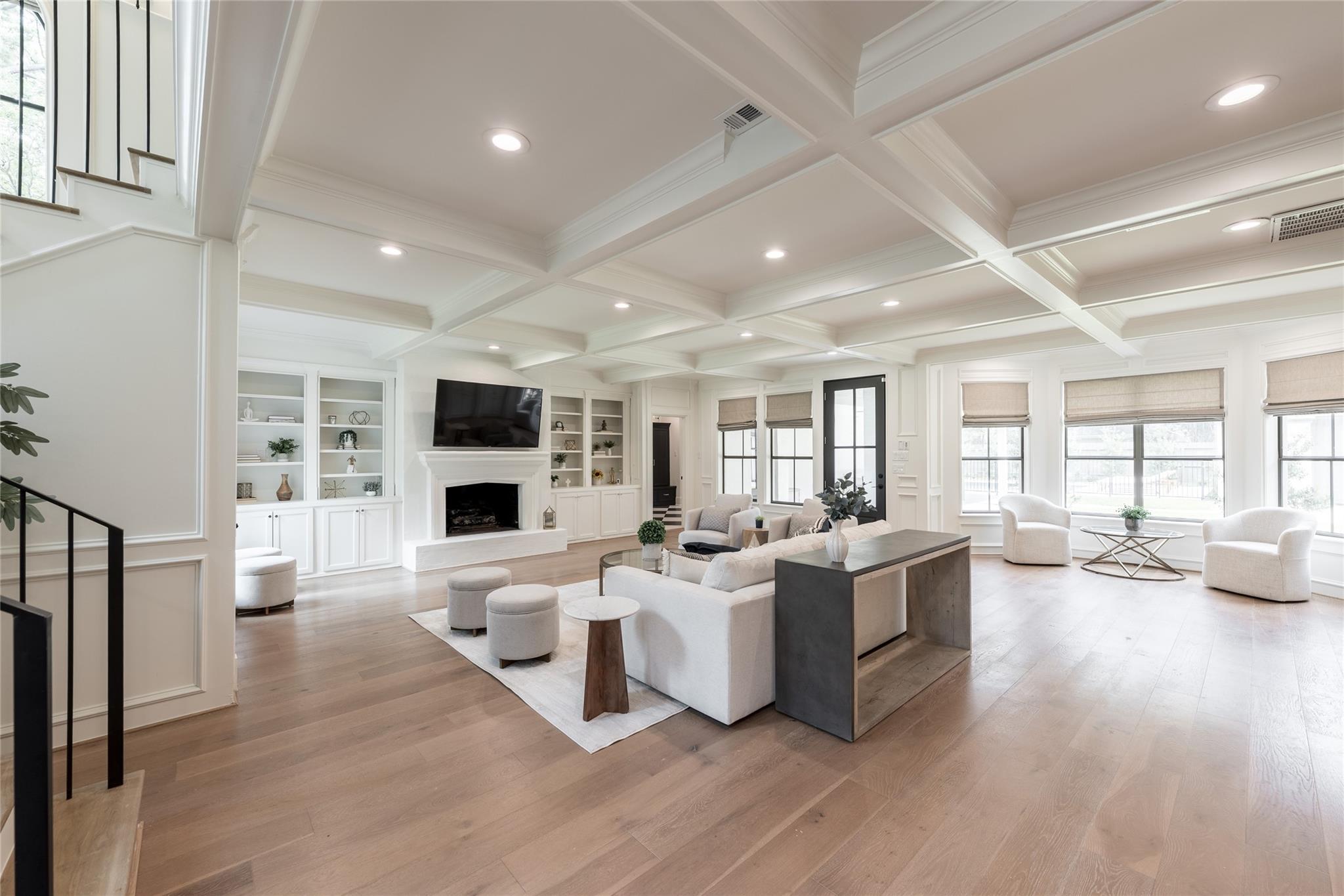 25 Woodsborough Circle