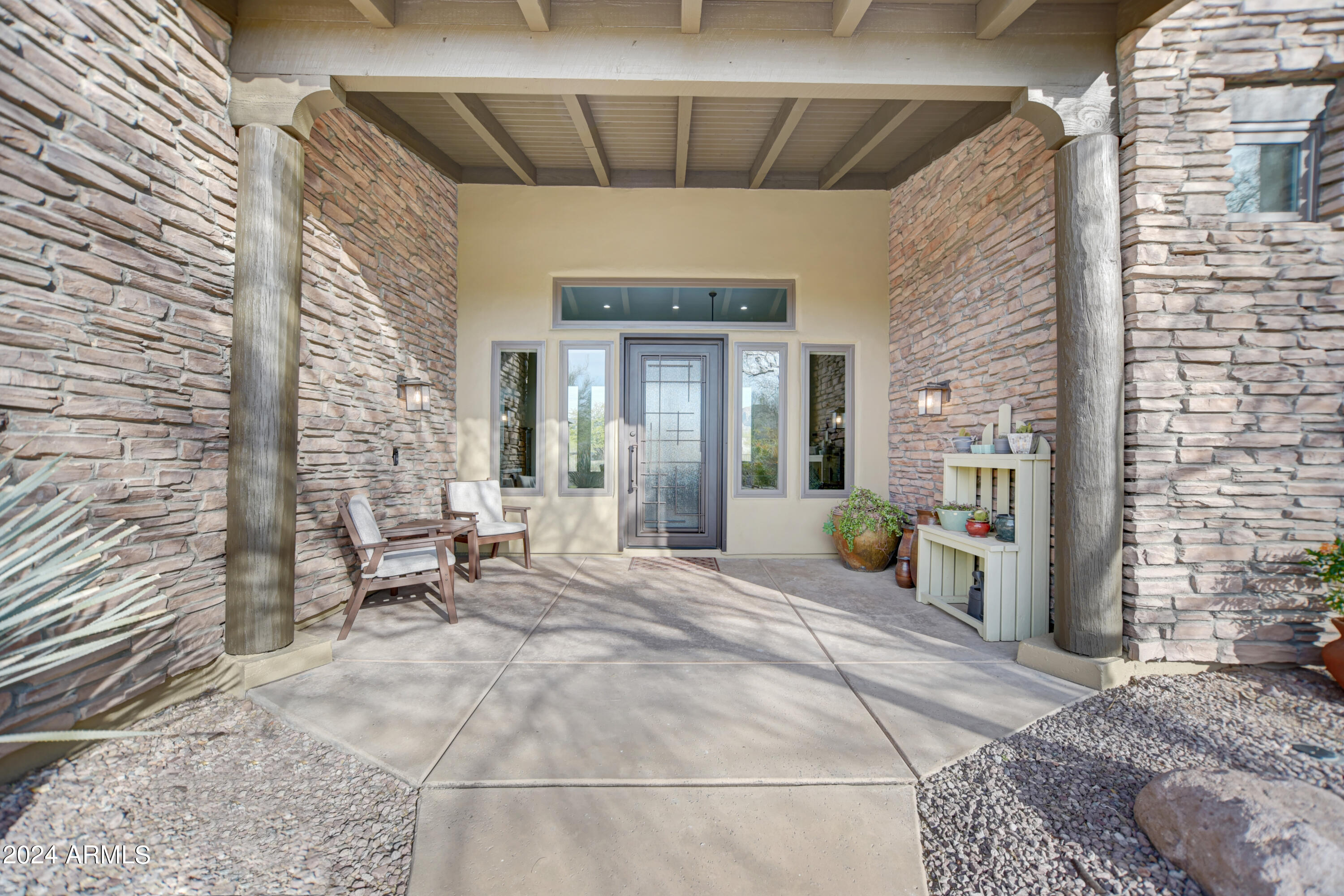 6330 E FLAT IRON Loop