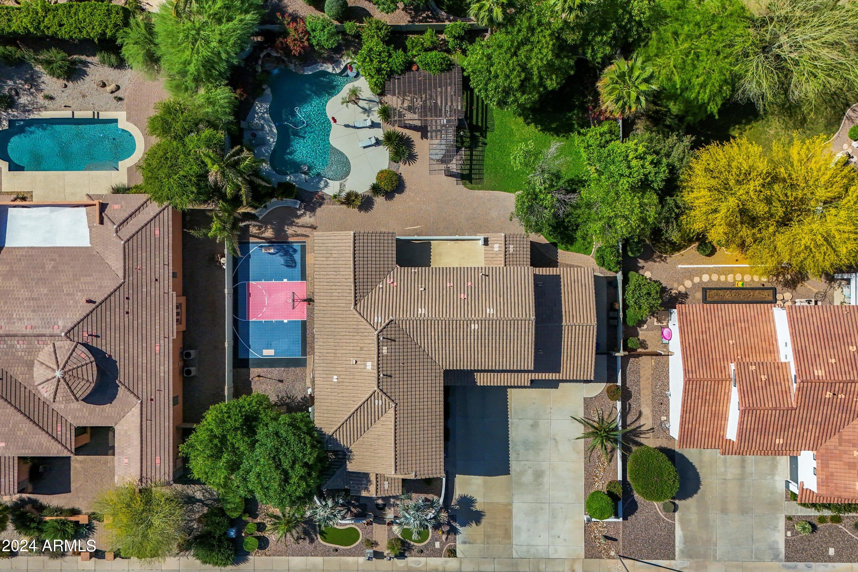 1835 E SCORPIO Place