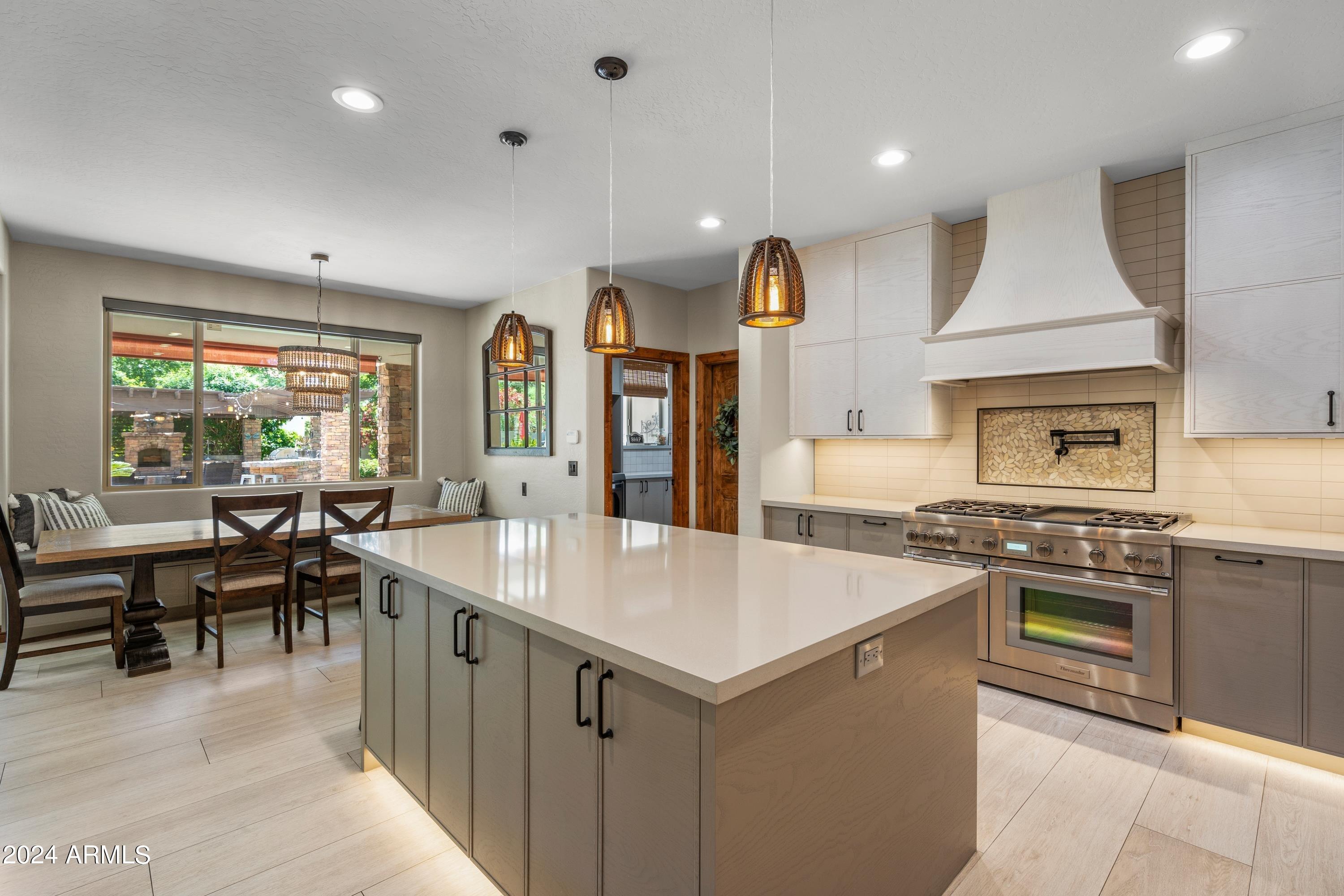 1835 E SCORPIO Place