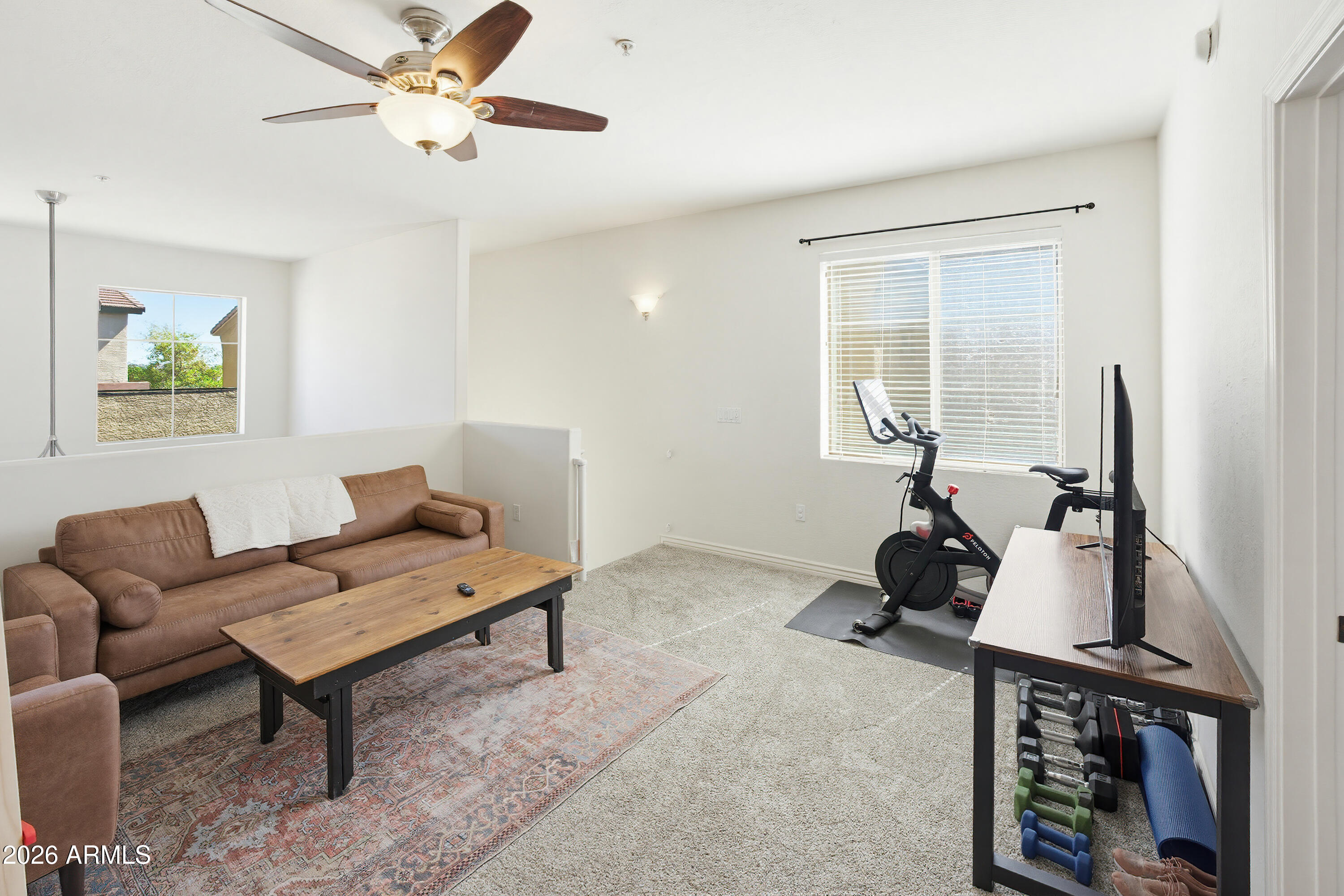 3250 W GREENWAY Road 162
