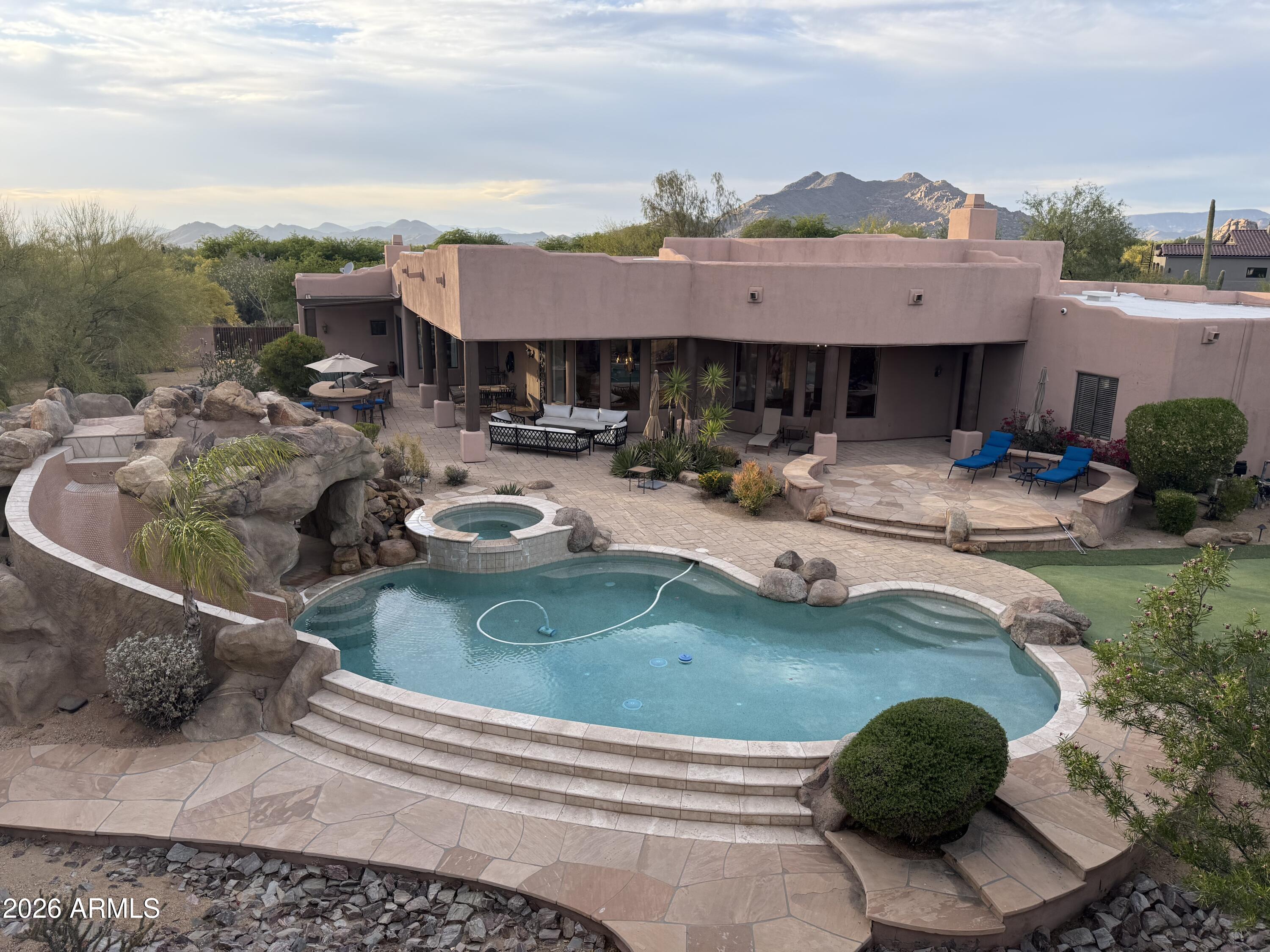 7025 E ASHLER HILLS Drive