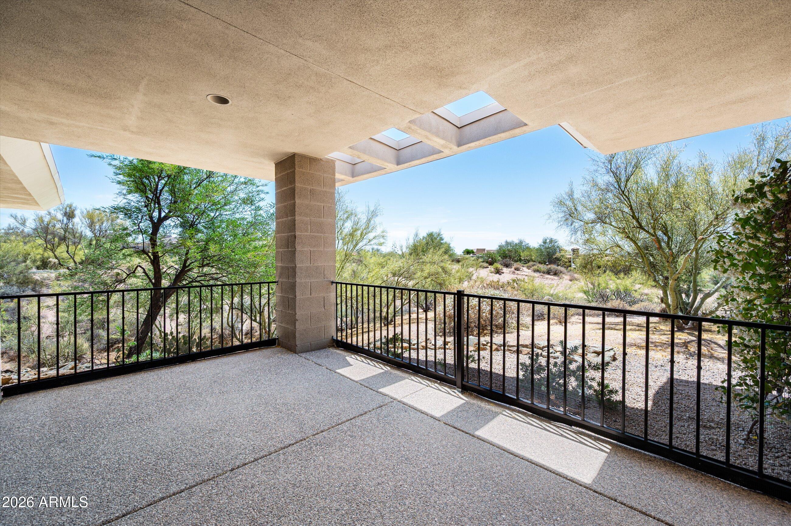 9216 E SKY LINE Drive