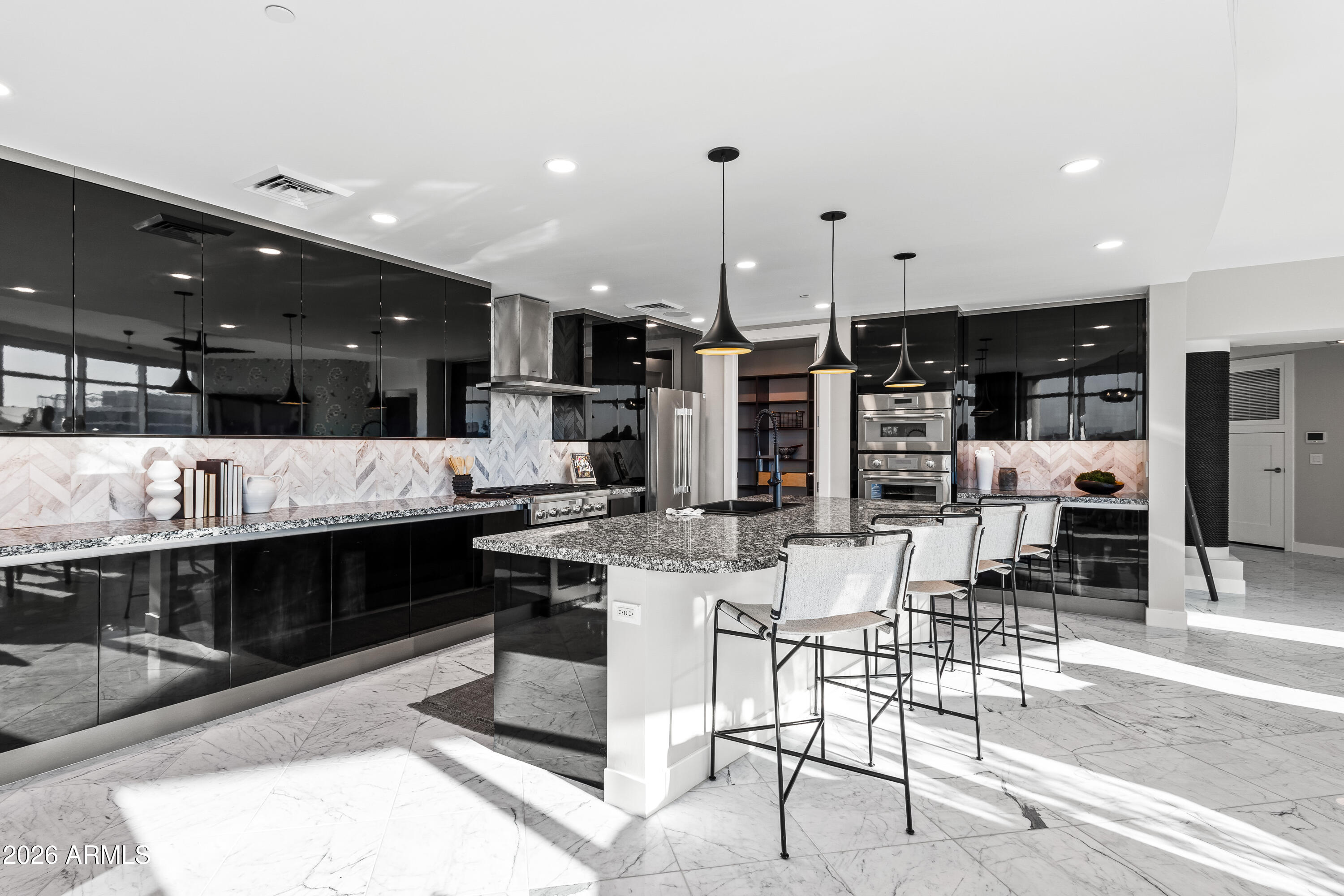 140 E RIO SALADO Parkway 1103