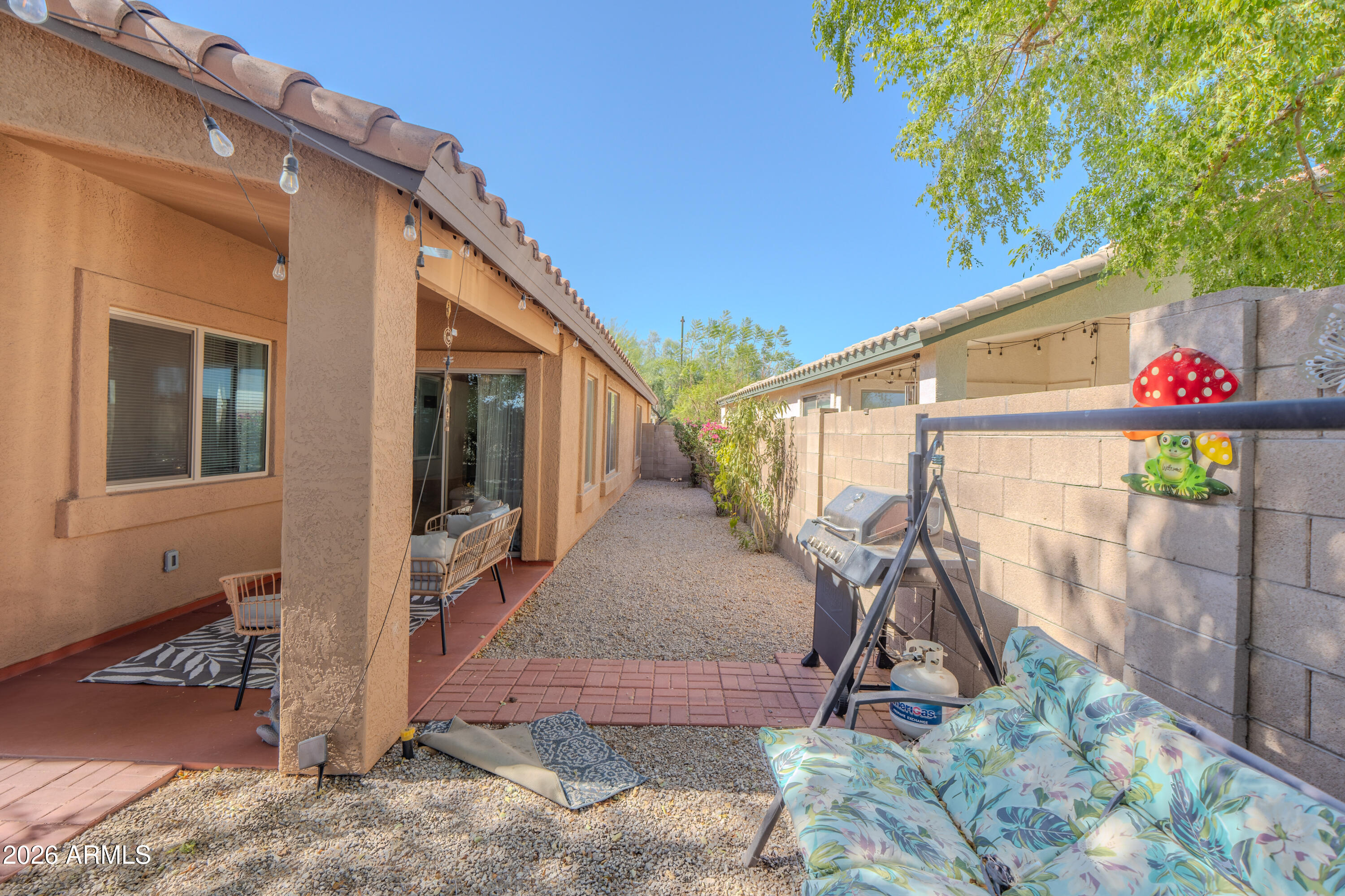 2907 E WHISPERING WIND Drive