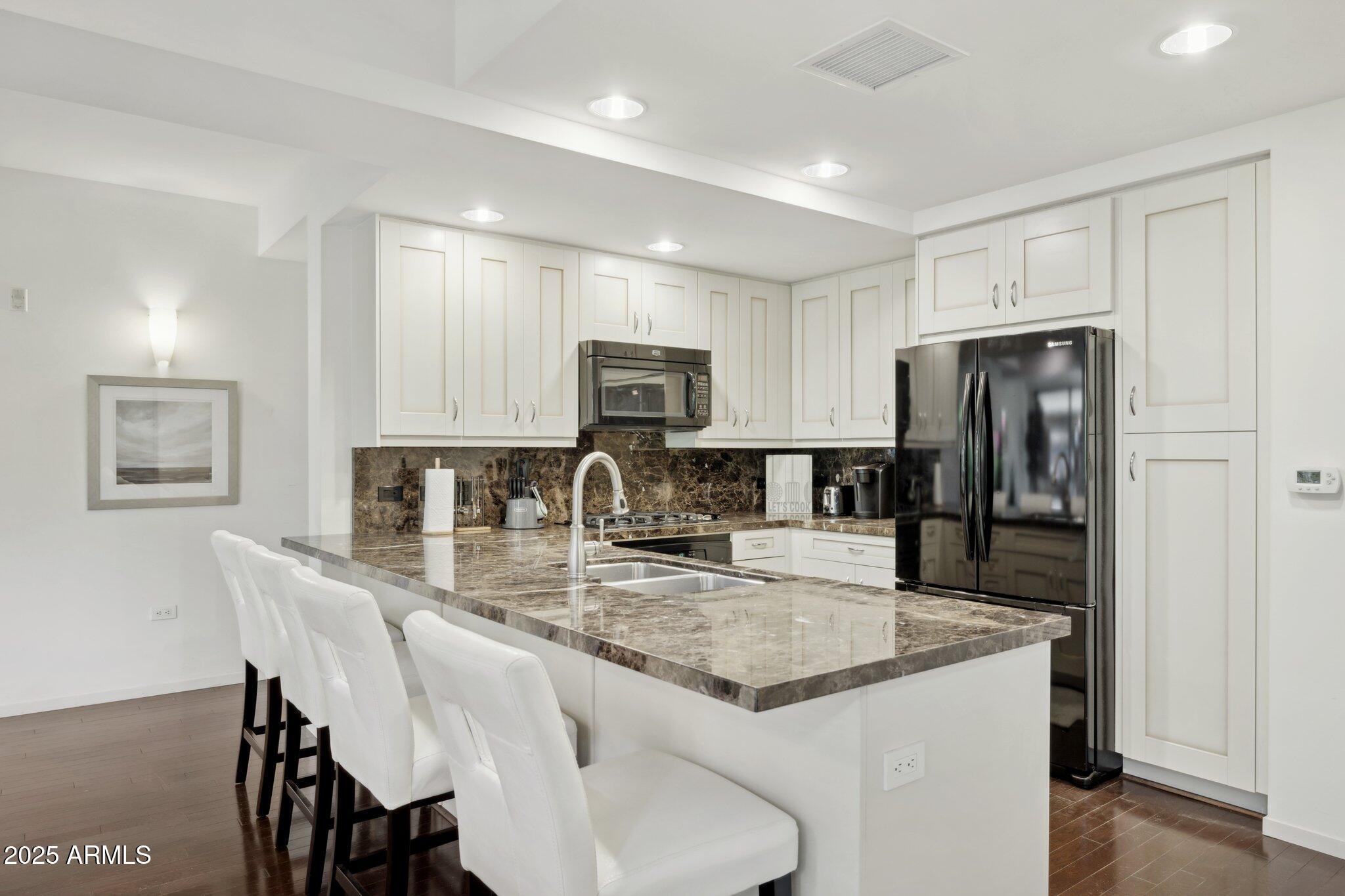 7151 E RANCHO VISTA Drive 3001