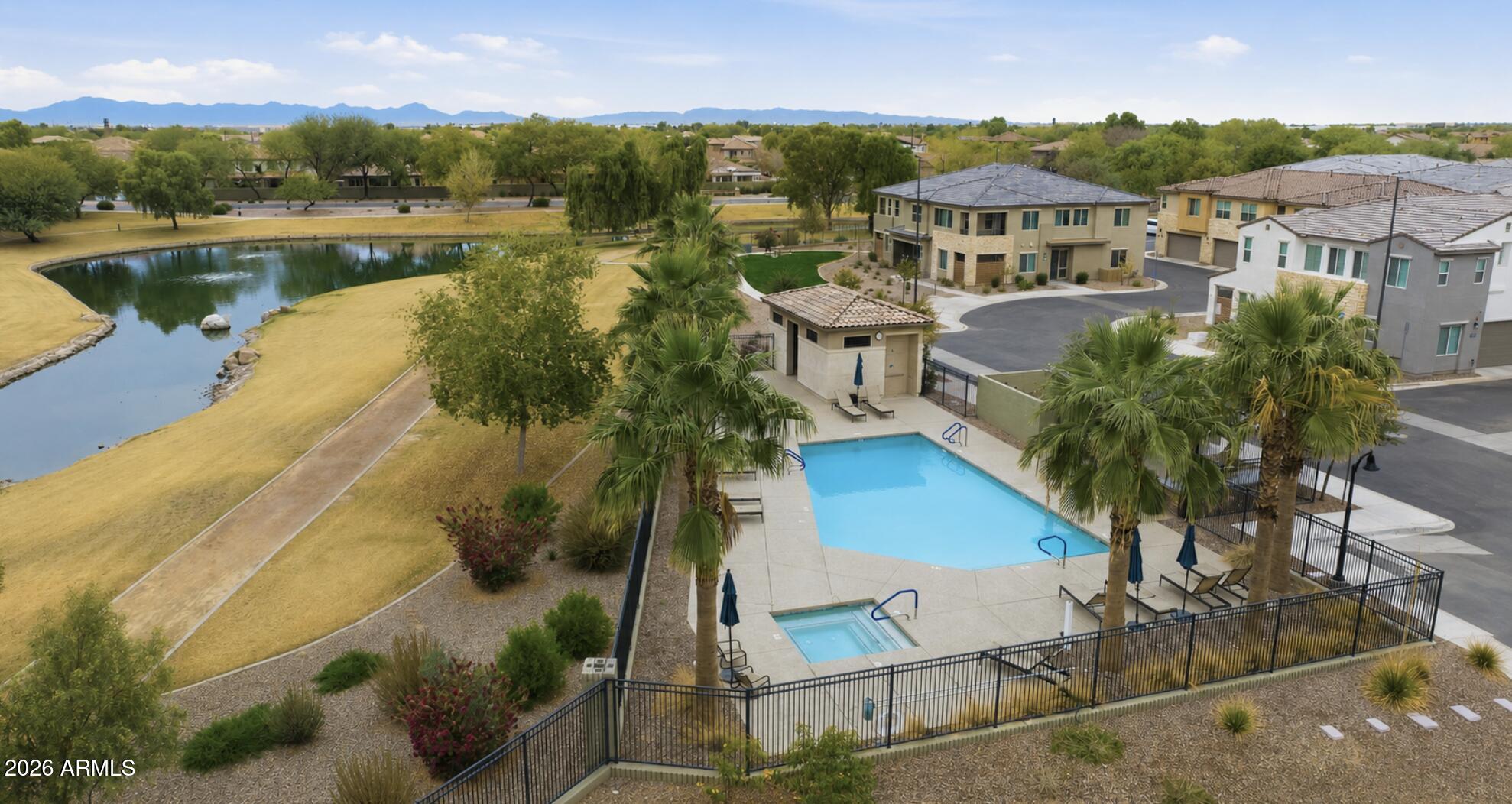 753 E BEAUCHAMP Drive 102