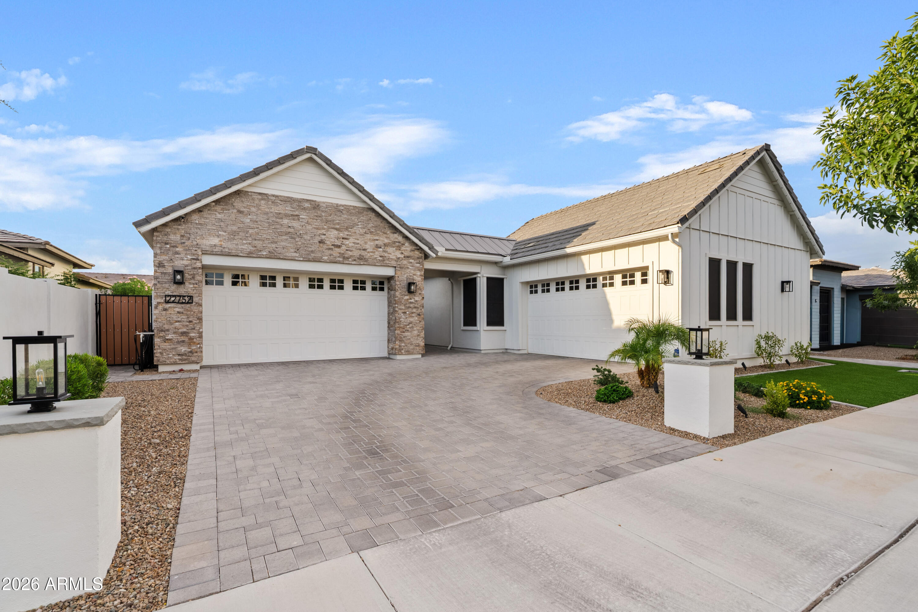 22752 E NIGHTINGALE Road