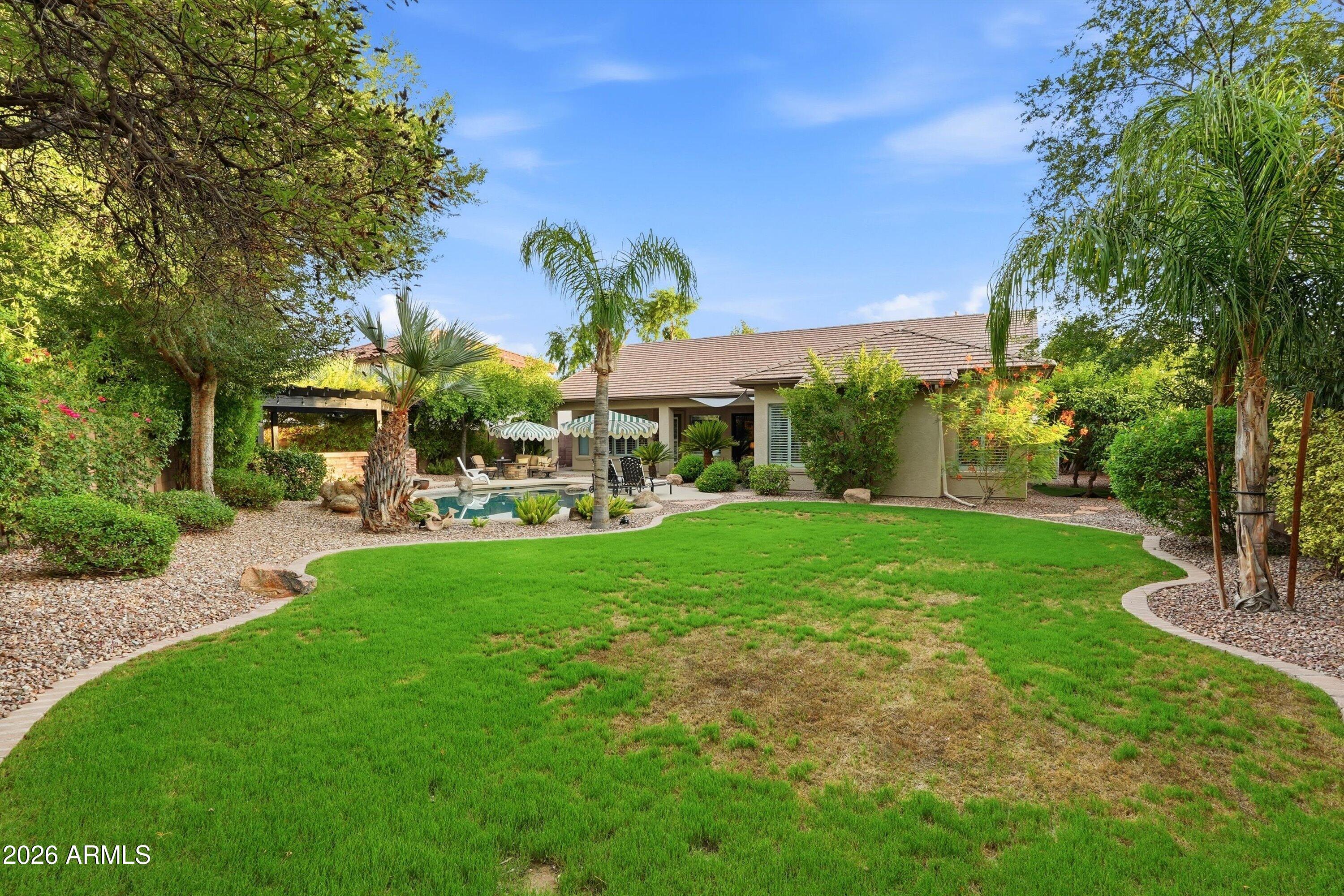 4432 E ARBOR Drive