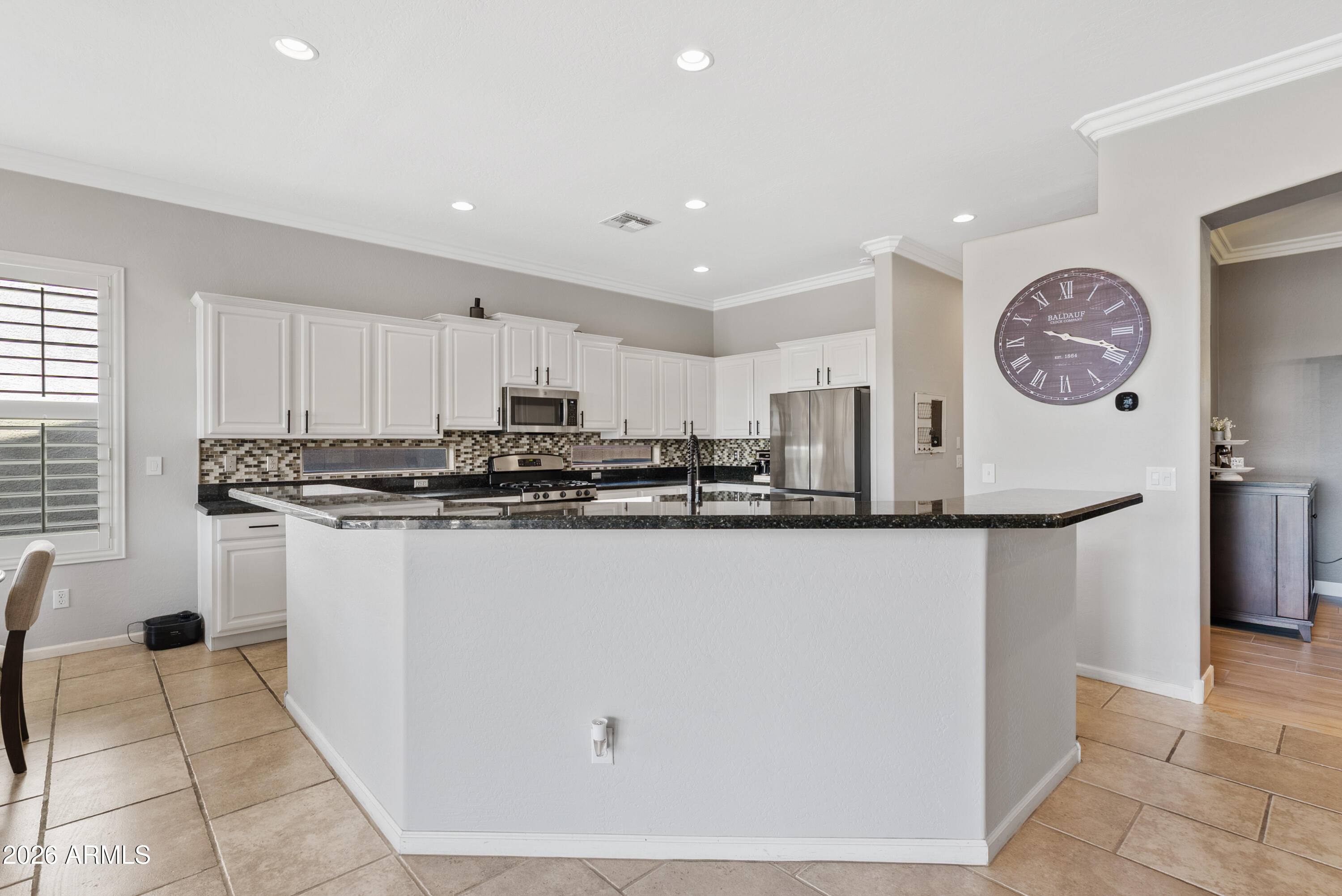 4064 E CLUBVIEW Drive
