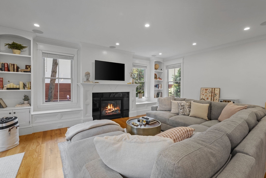 4 Coyne Road # 4