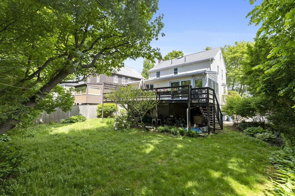 102 Oakdale Road