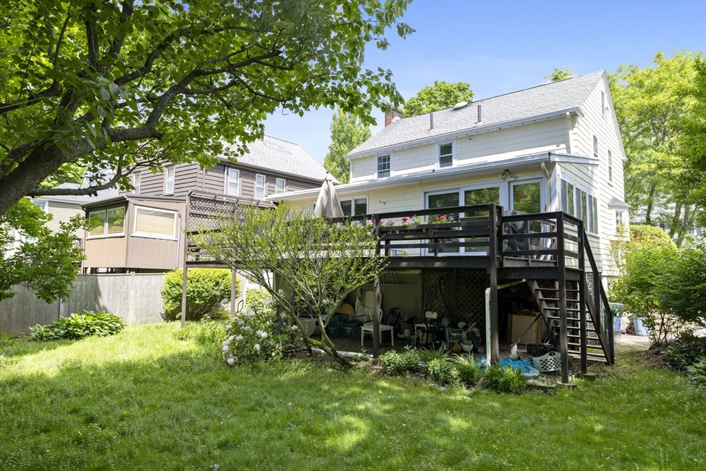 102 Oakdale Road