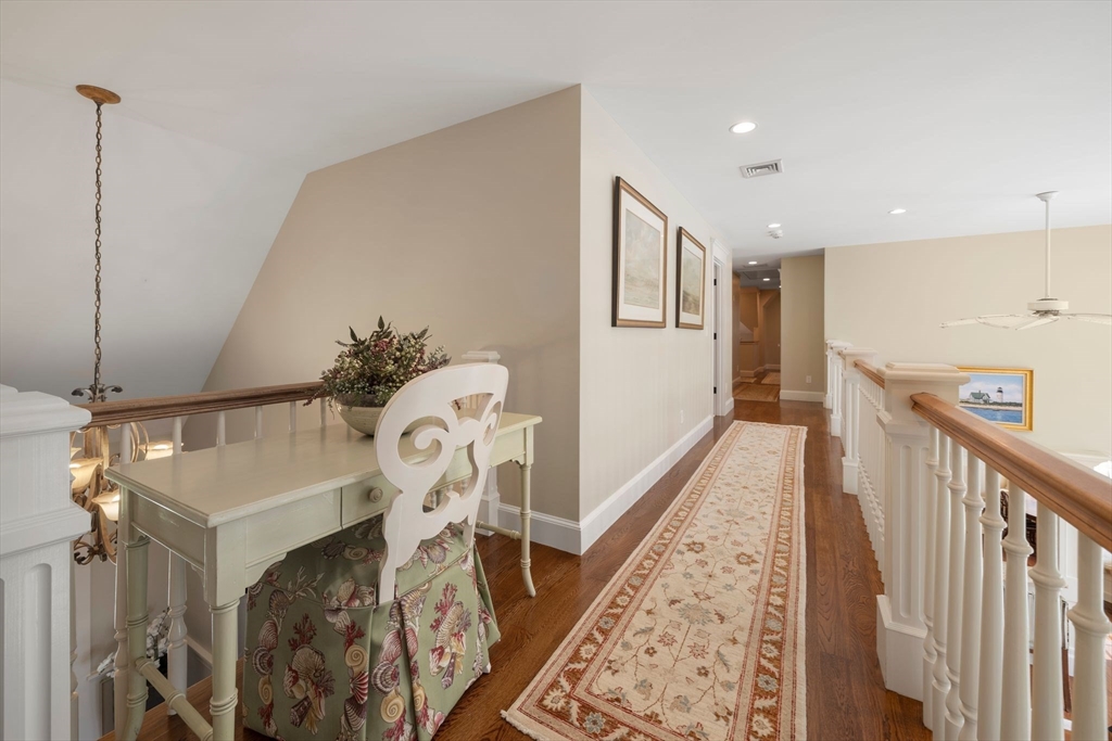 9 High Ridge Drive