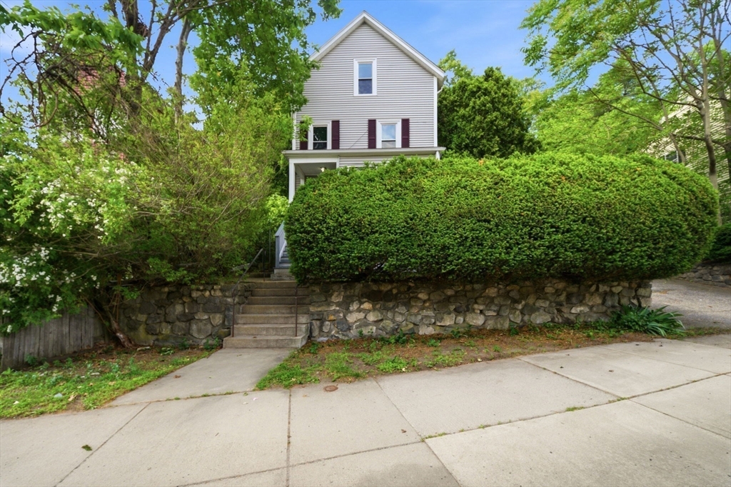 722 Highland Ave