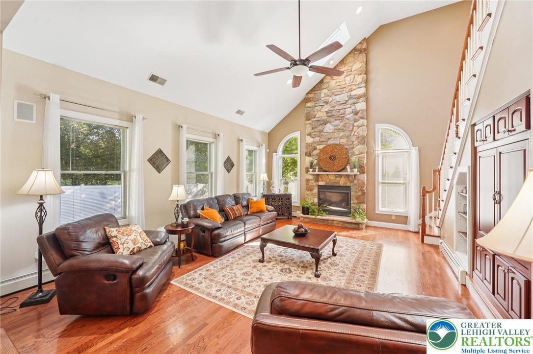 6139 Palomino Drive