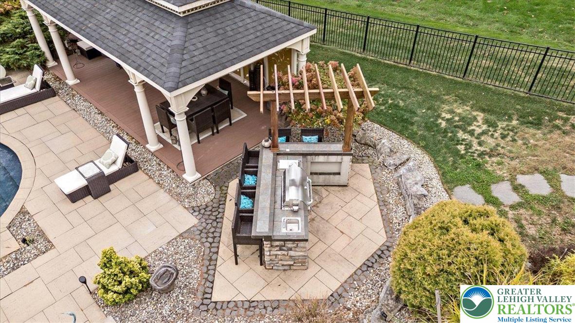 6942 Lehigh Court