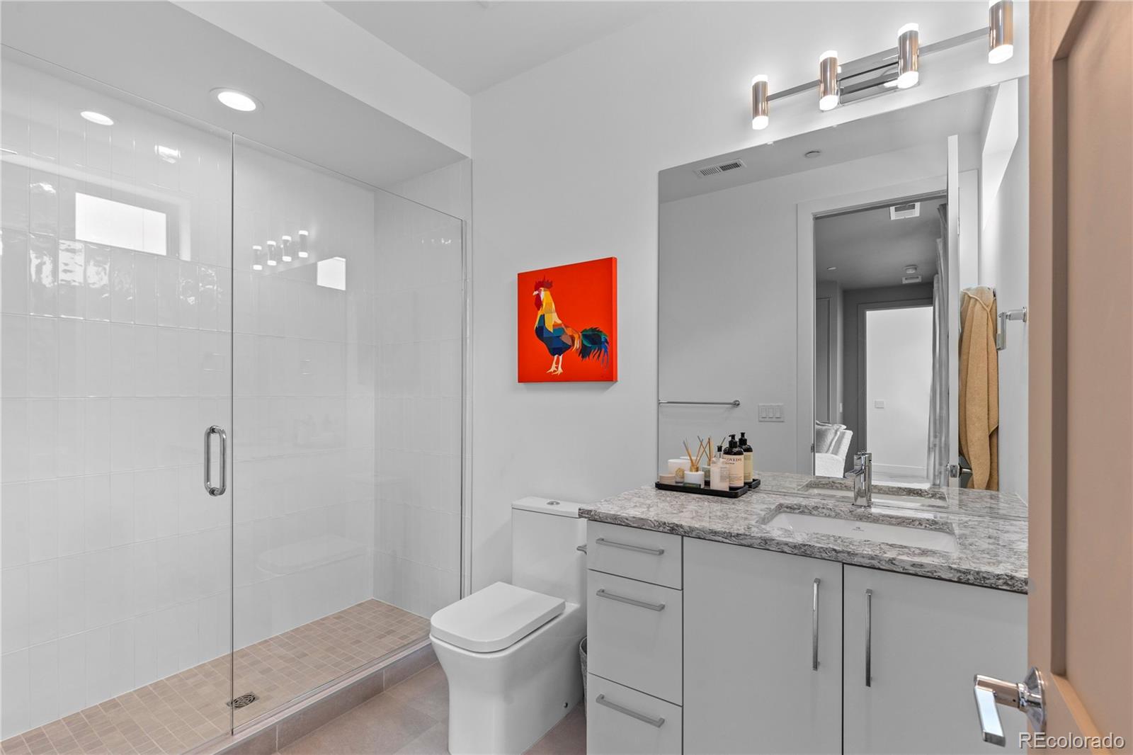 818 Ash Street Unit: 3