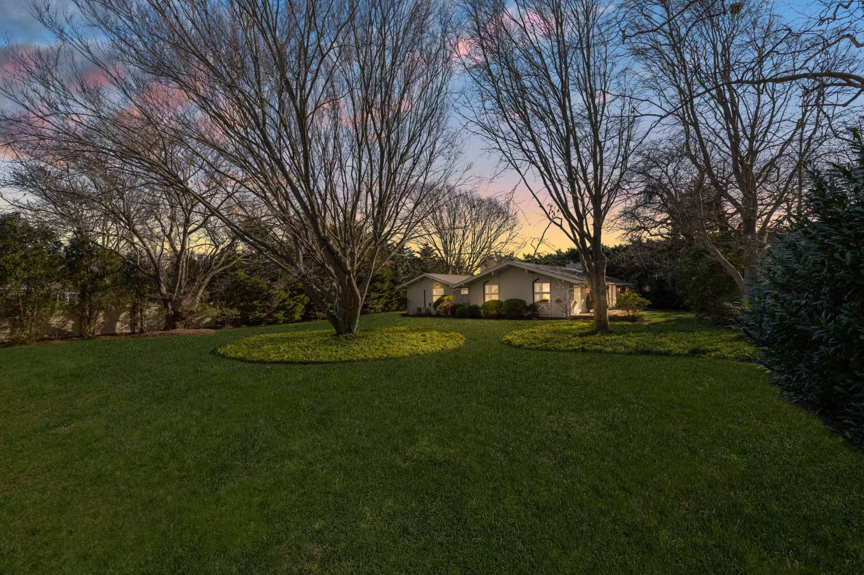350 BLUFF RD