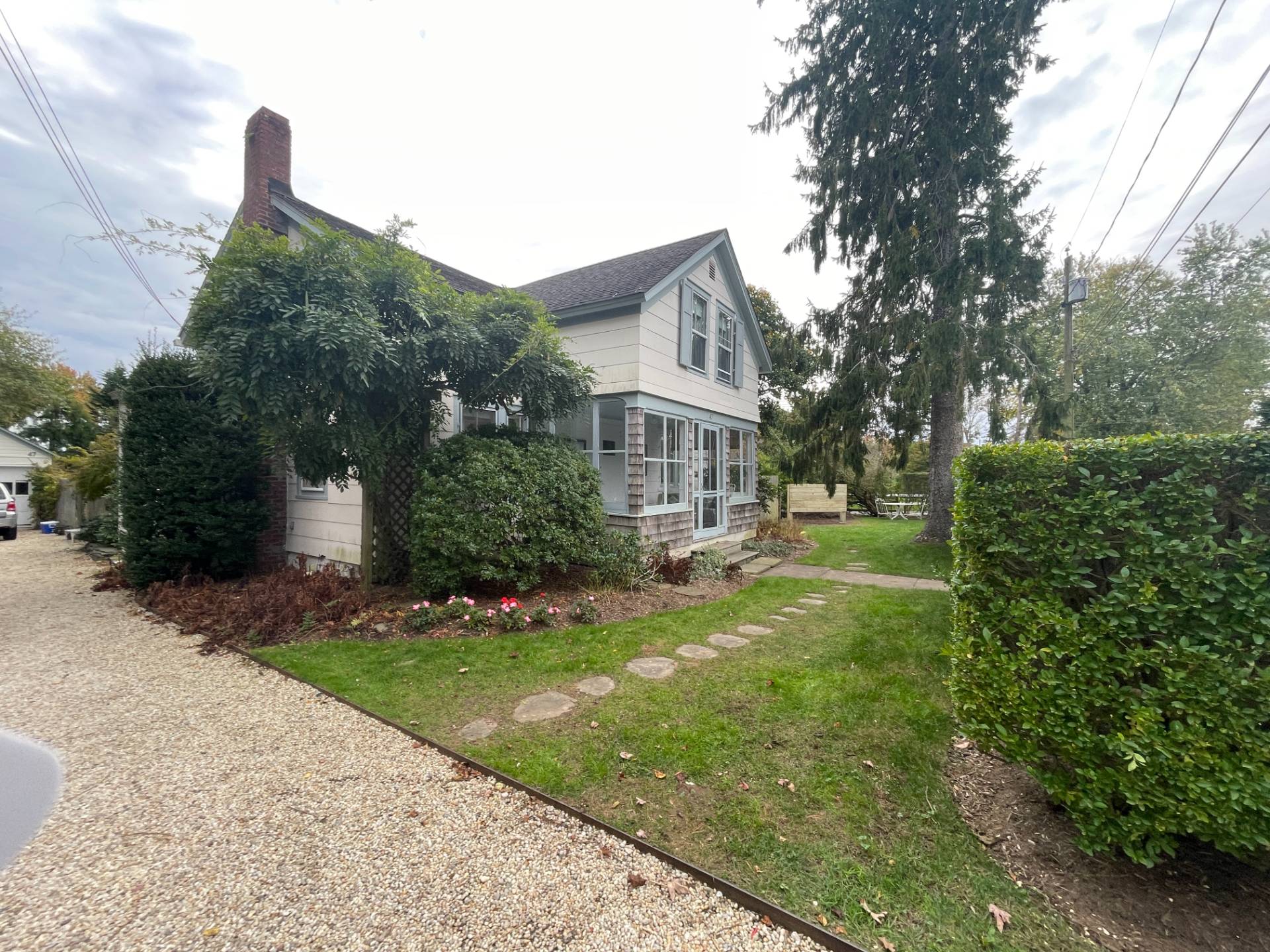 47 NEWMAN AVE