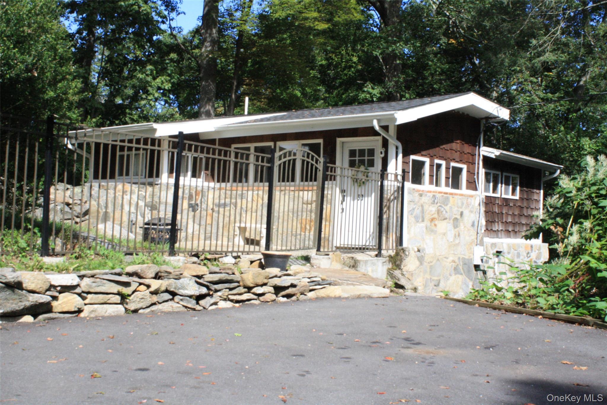 50 Mount Hope Road Road