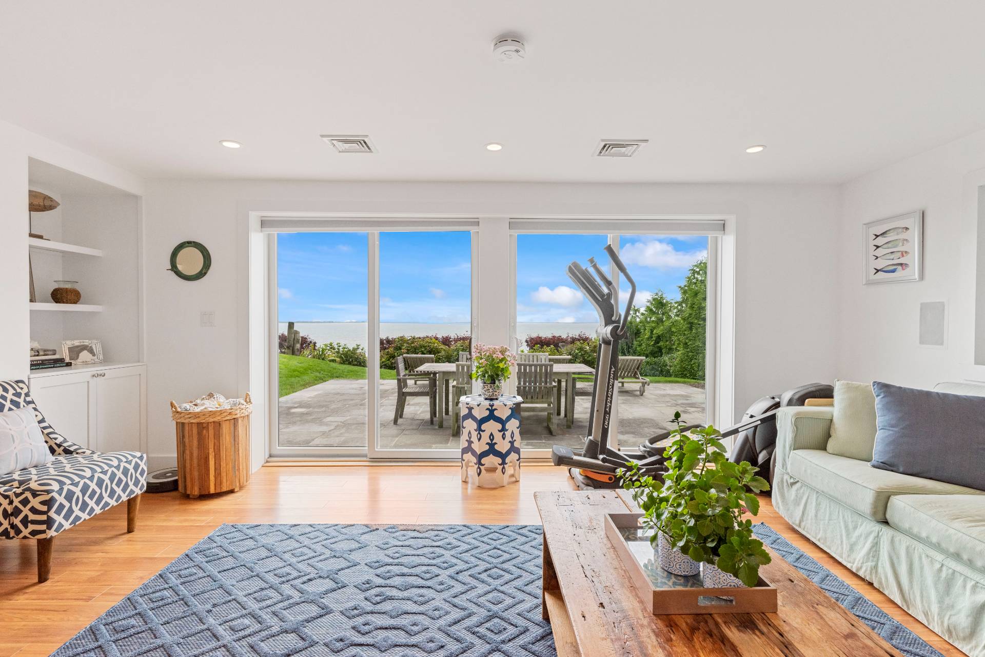 34 OCEANVIEW DR