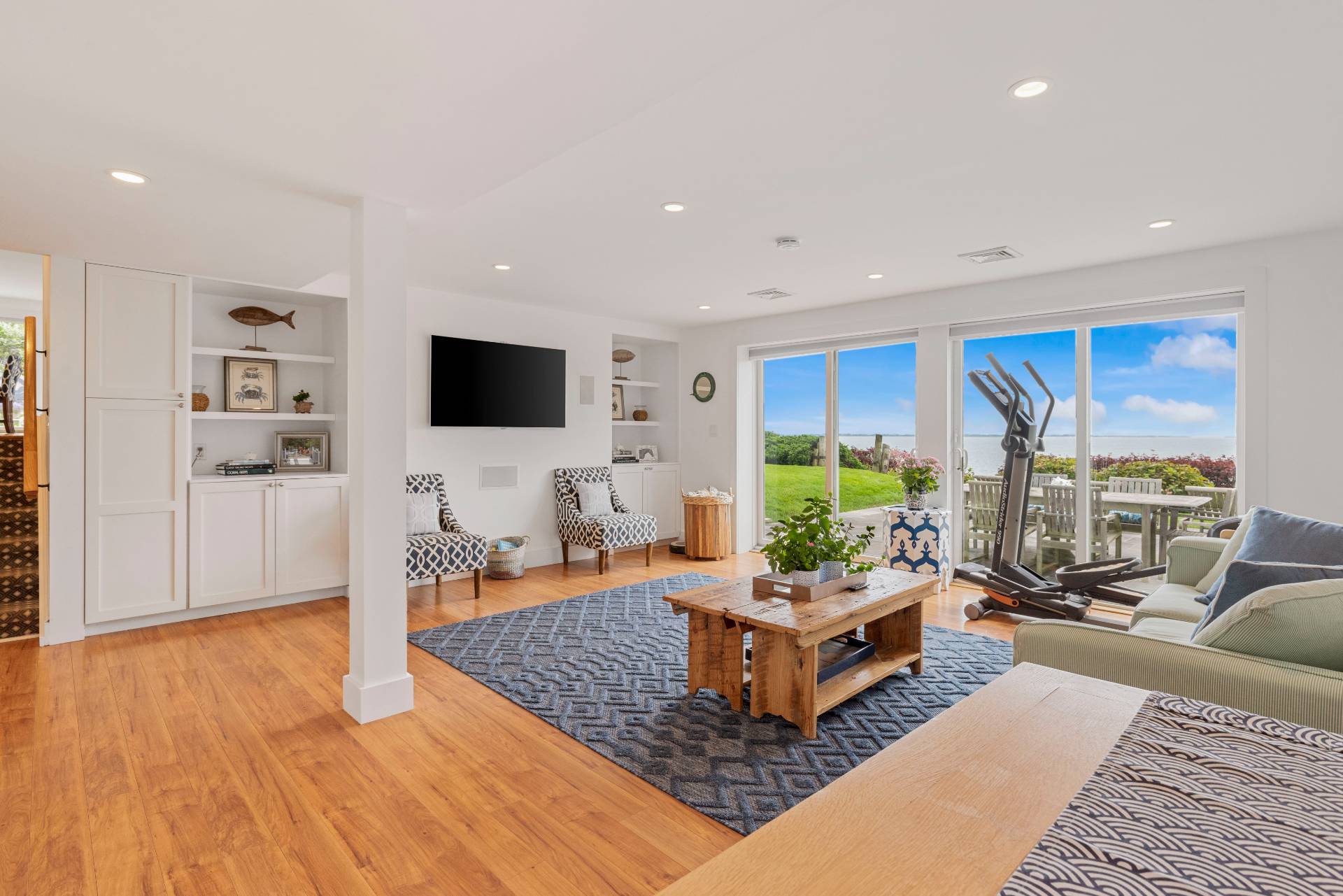 34 OCEANVIEW DR