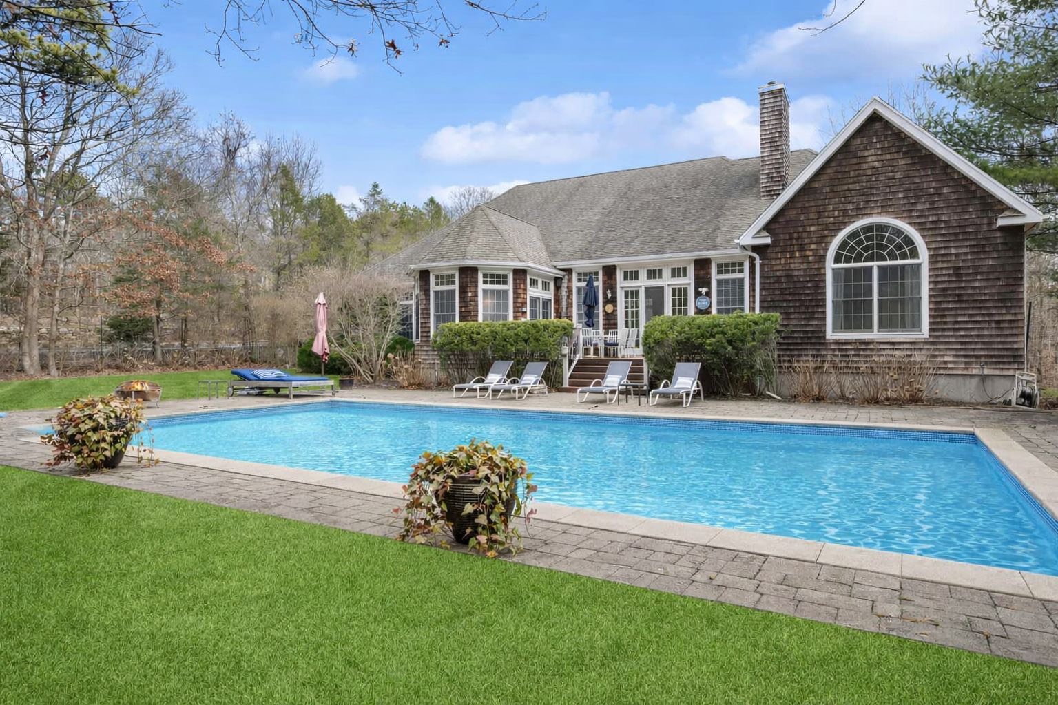 21 Corbett Dr.