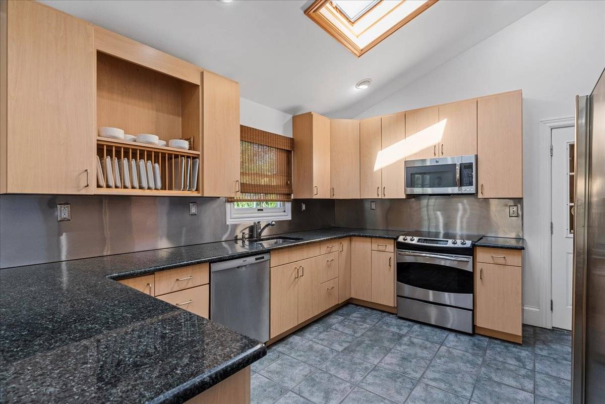 20 Alanson Lane