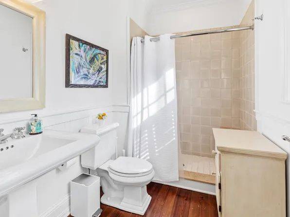 5 Highview Dr