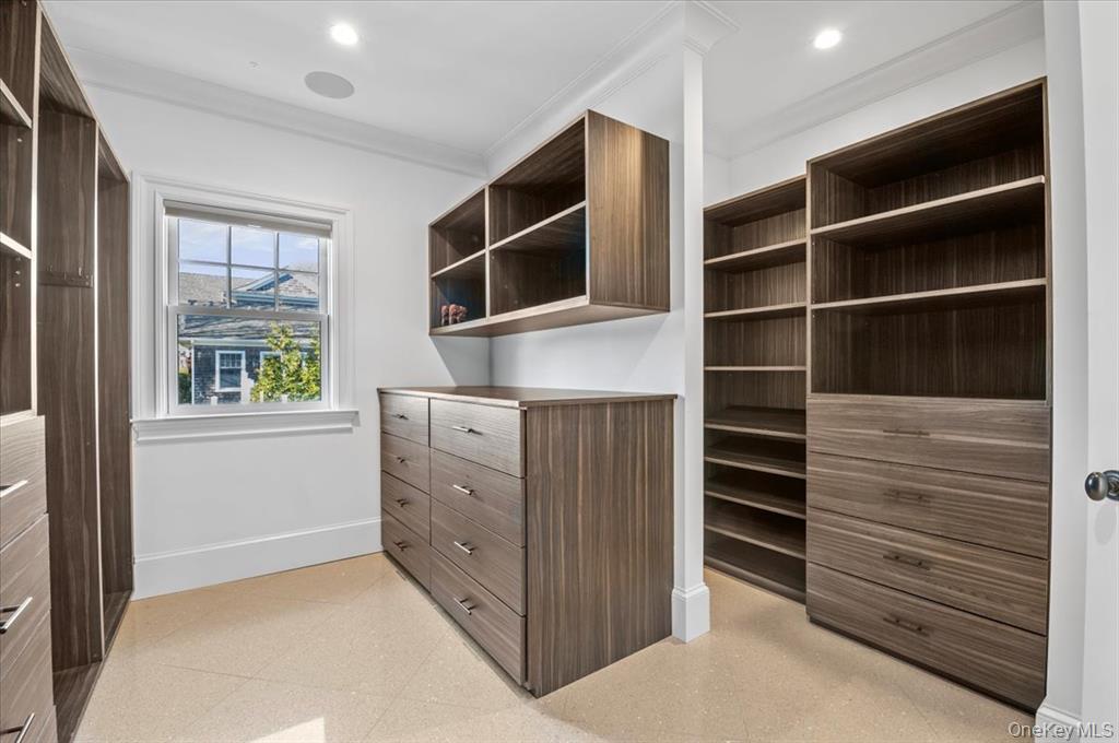 17 Ludlow Lane