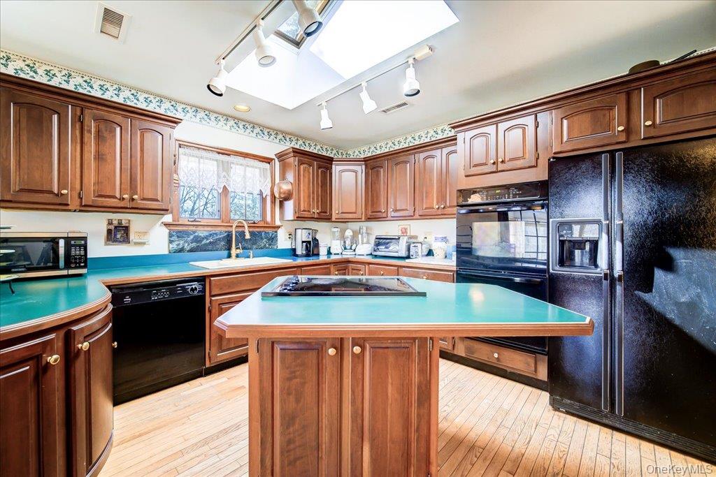650 Netherwood Road