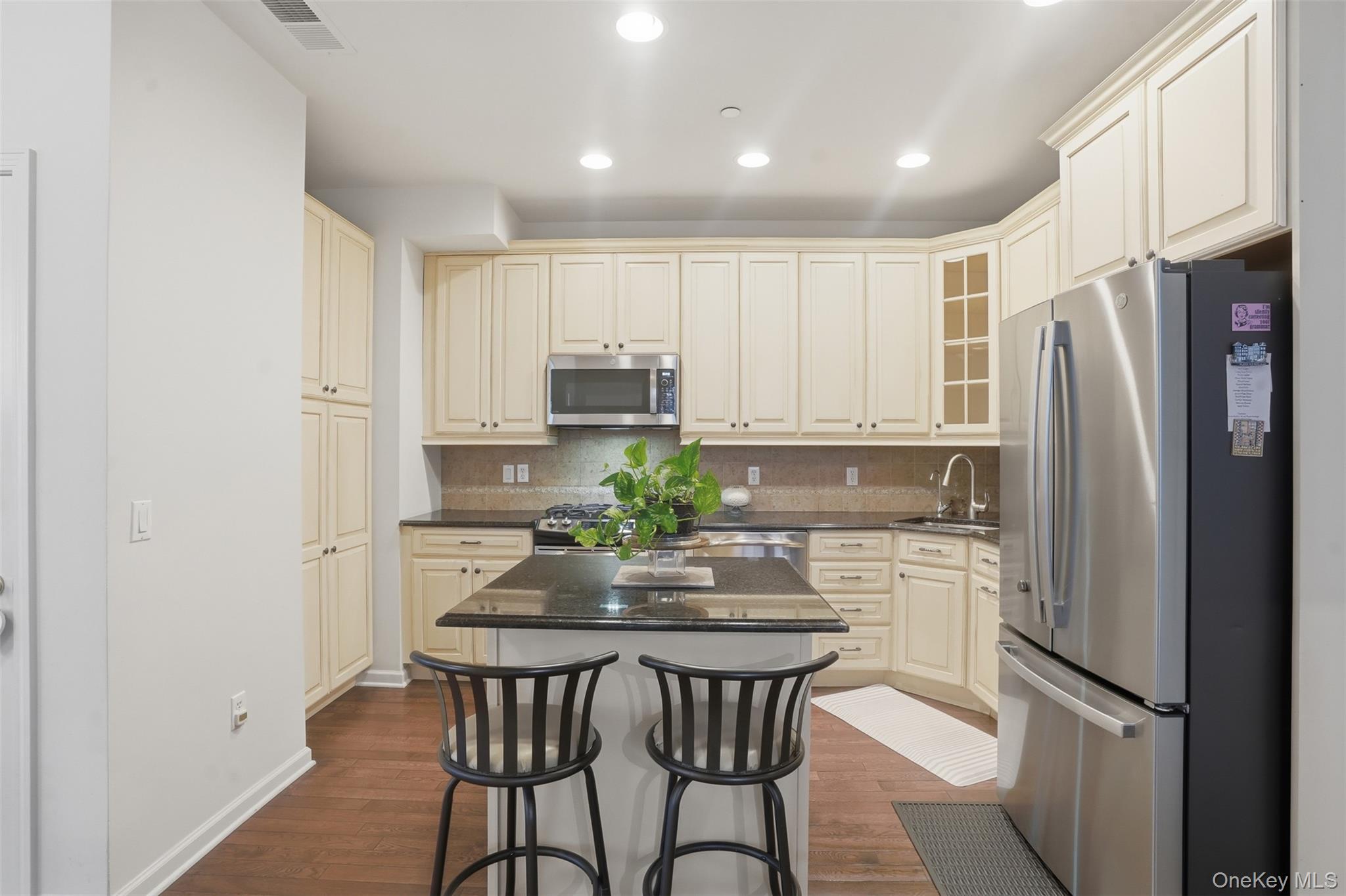 136 Hudson Pointe Drive