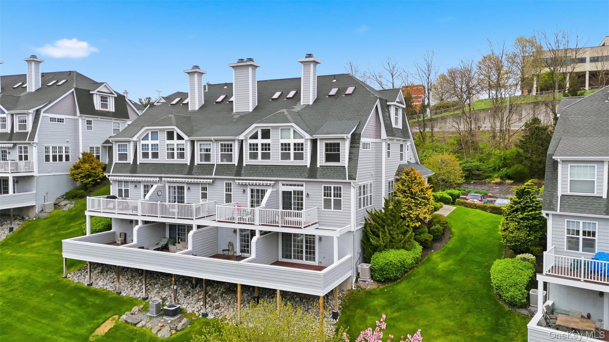136 Hudson Pointe Drive