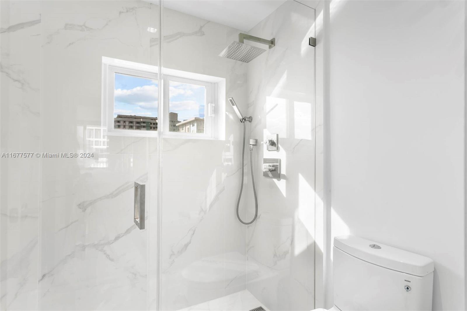 5401 Collins Ave # 349