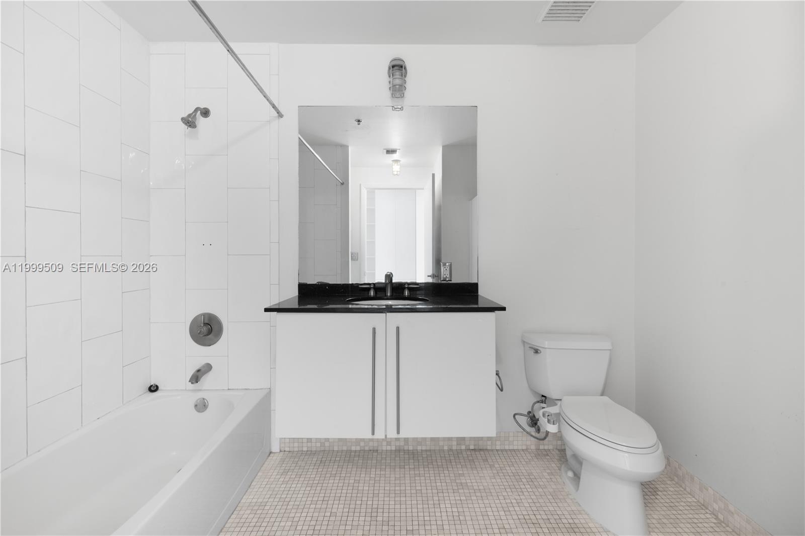 8101 Biscayne Blvd # 414 Unit: R-414
