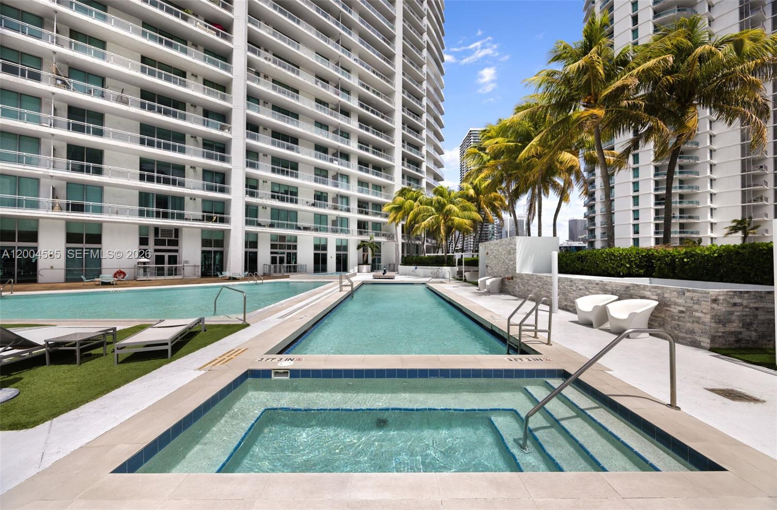 90 SW 3rd St # 2602