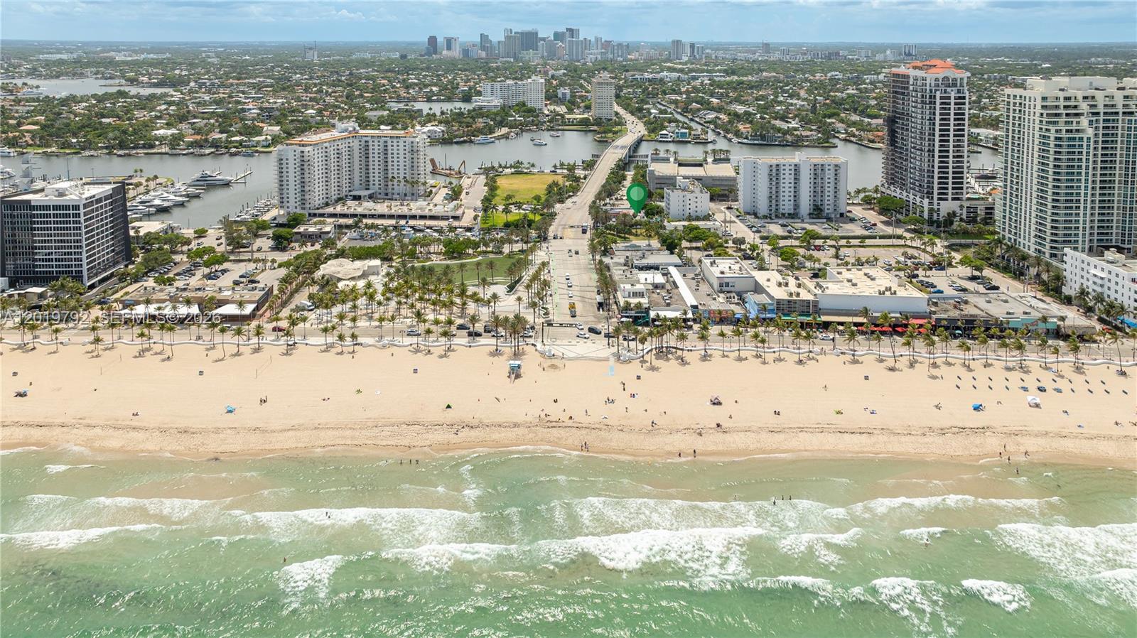 2915 E Las Olas Blvd