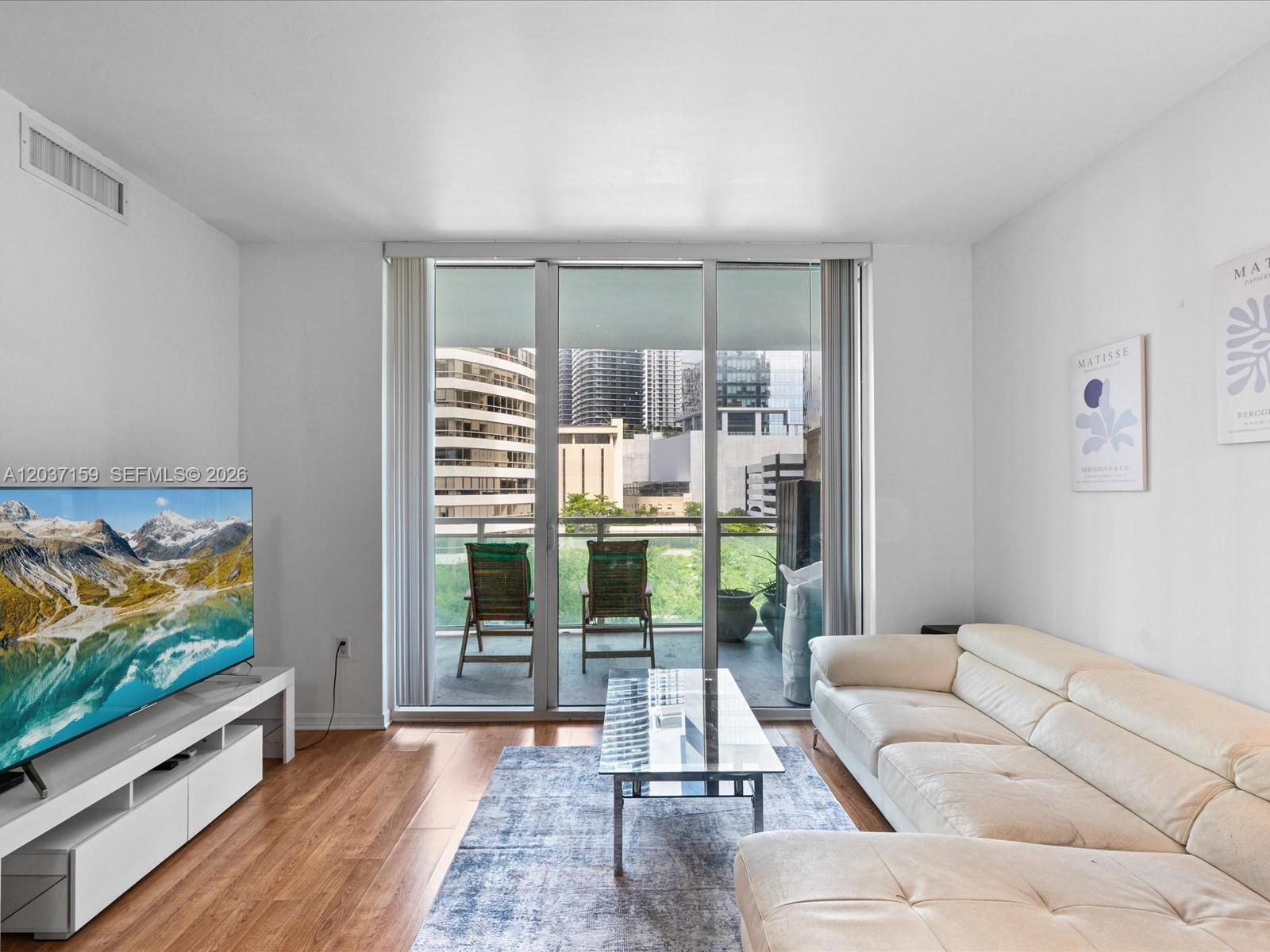 950 Brickell Bay Dr # 501