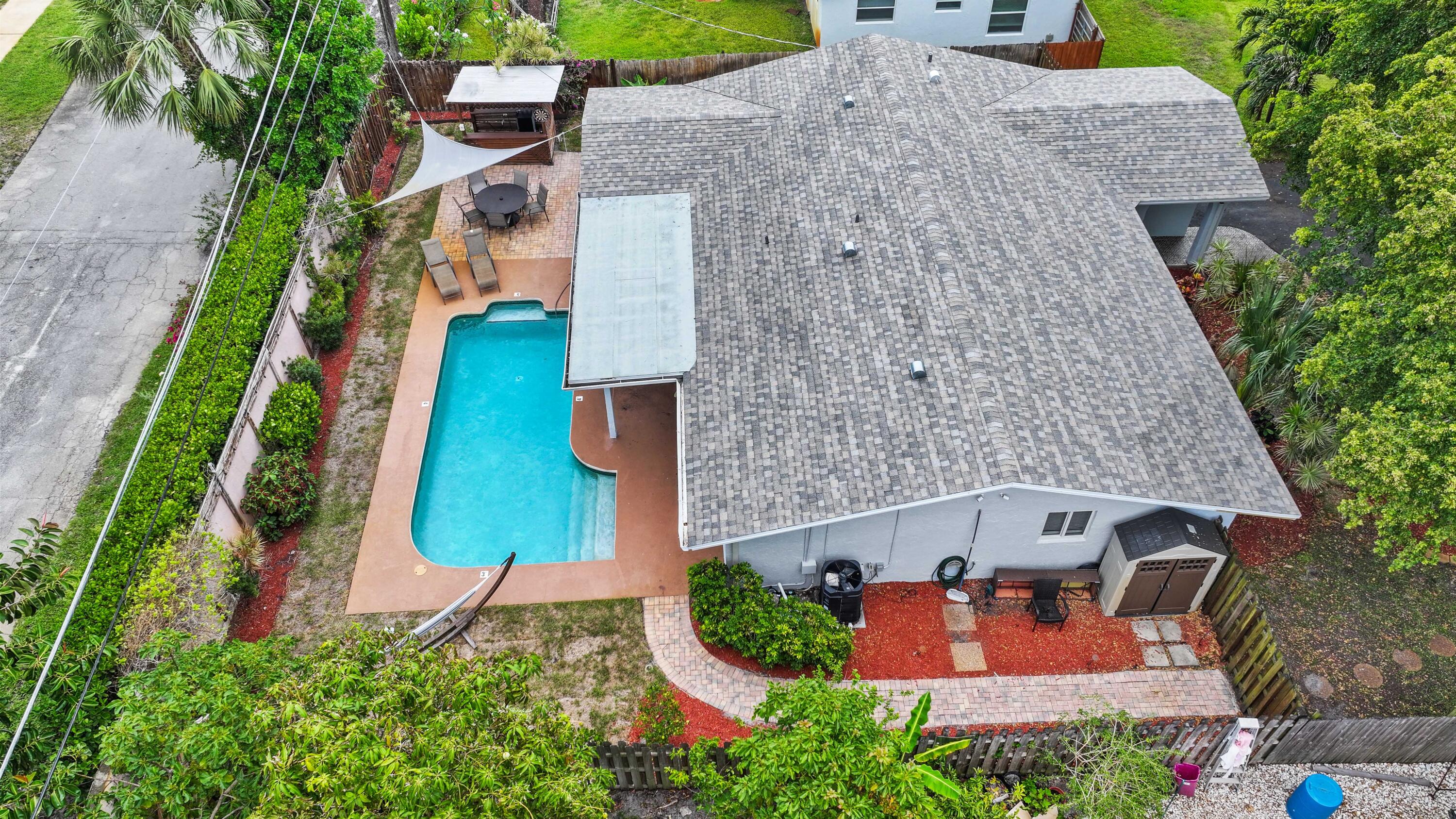 513 Curlew Road