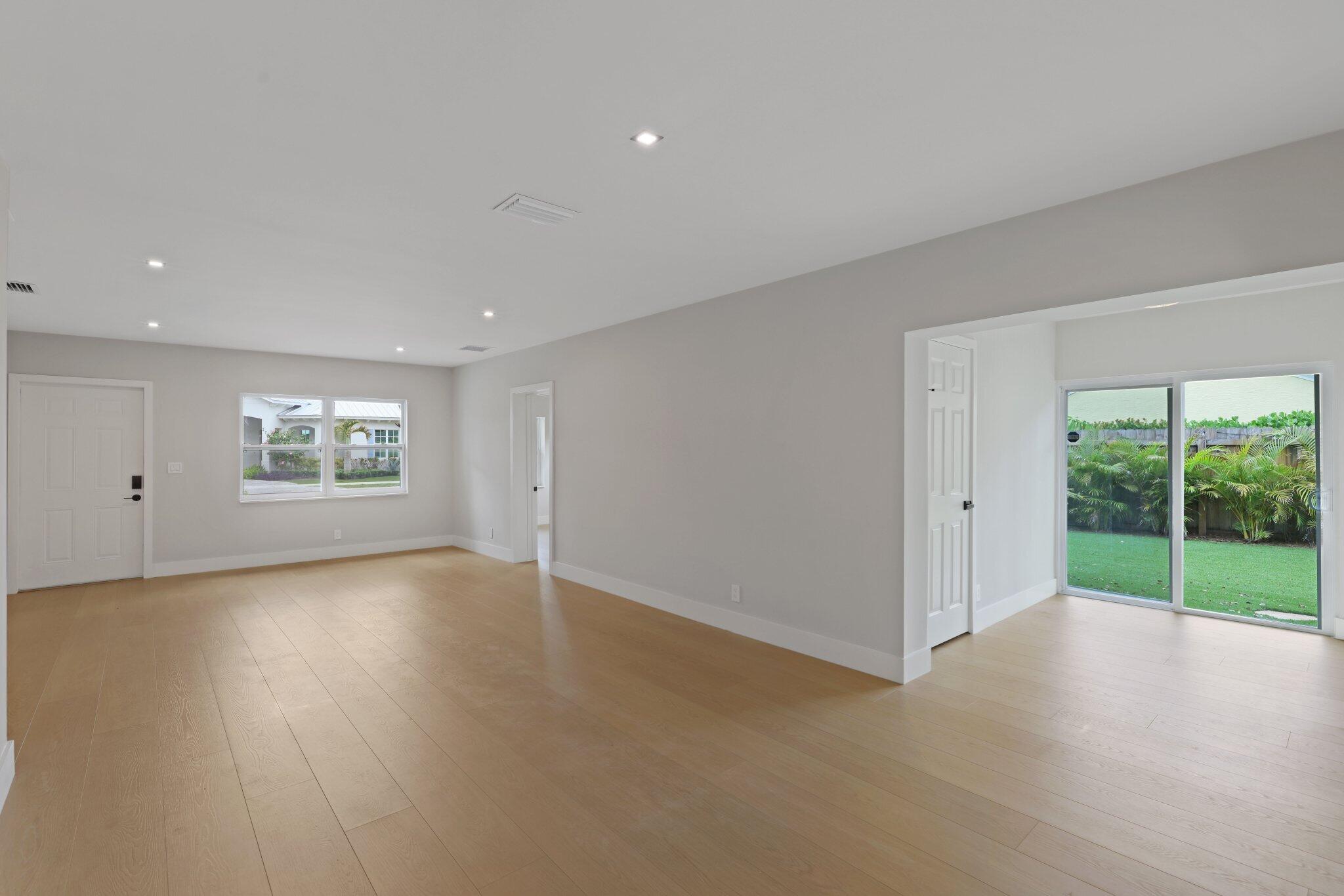 275 NE 16th Street